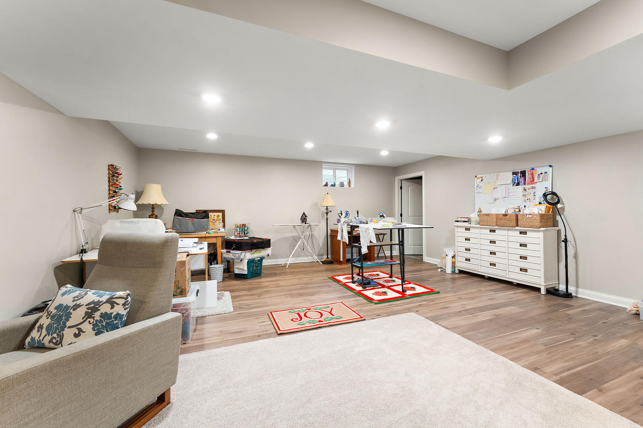 12763 Creekside Drive