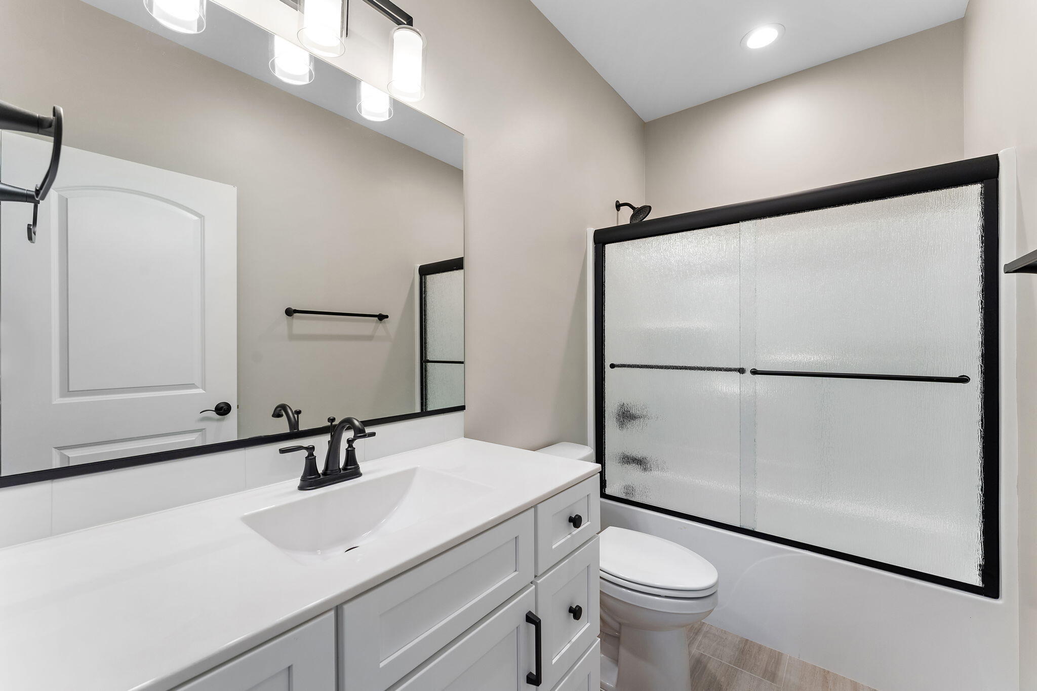 12763 Creekside Drive