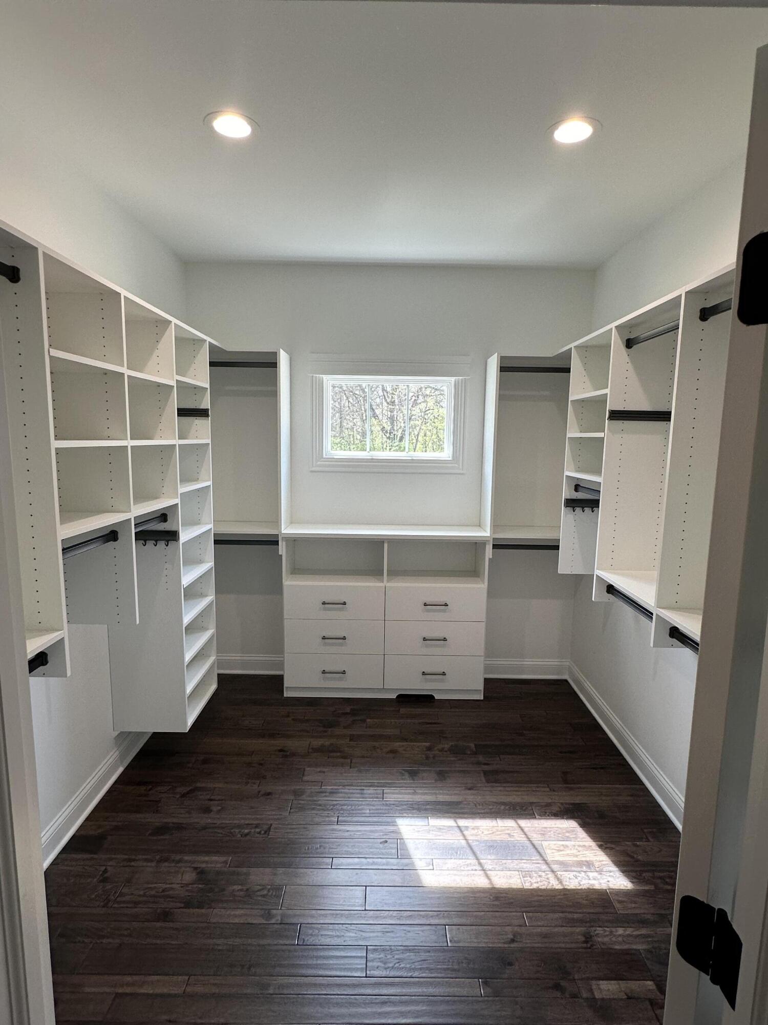 9945 Switch Grass Lane