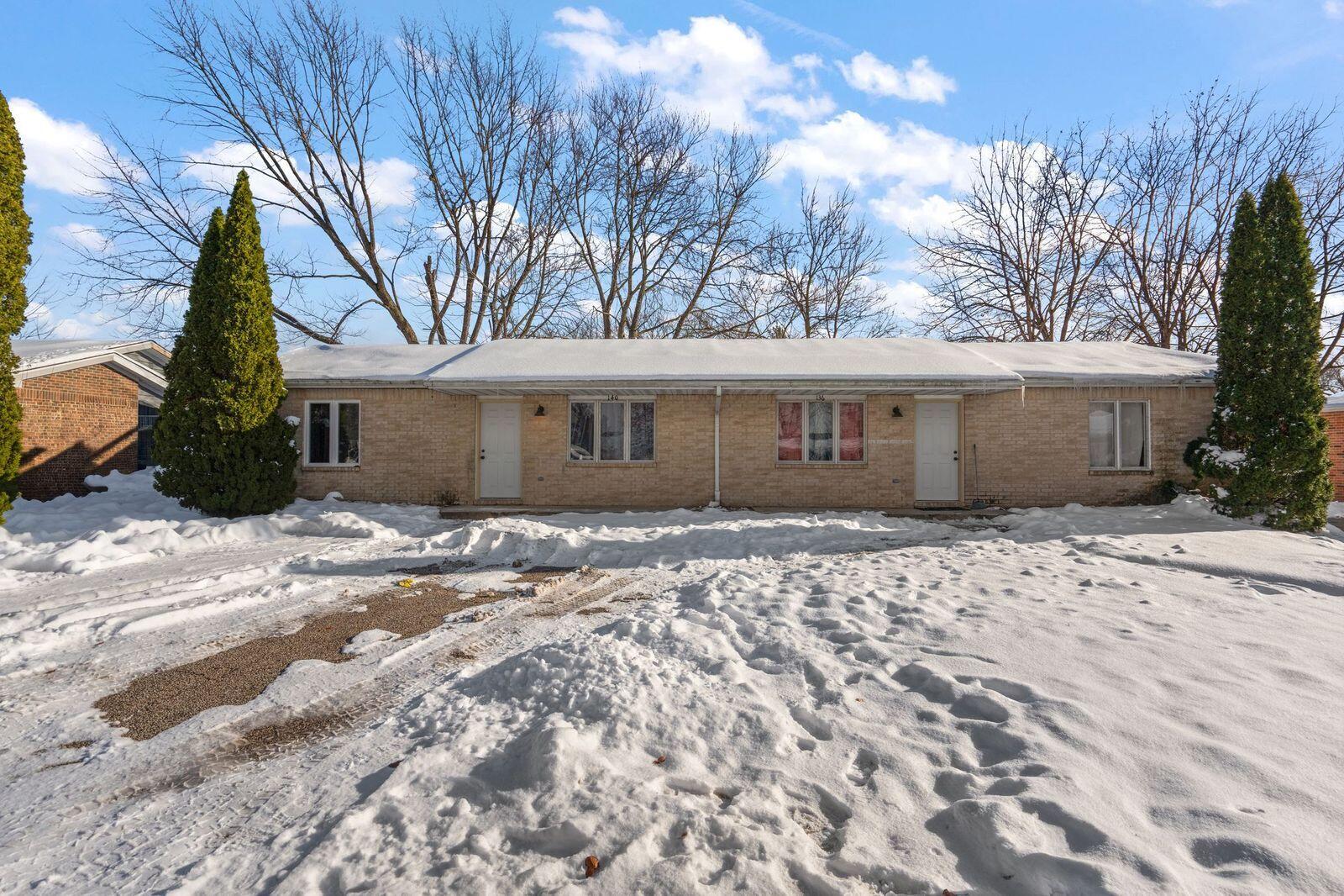 136-140 Meadows Circle