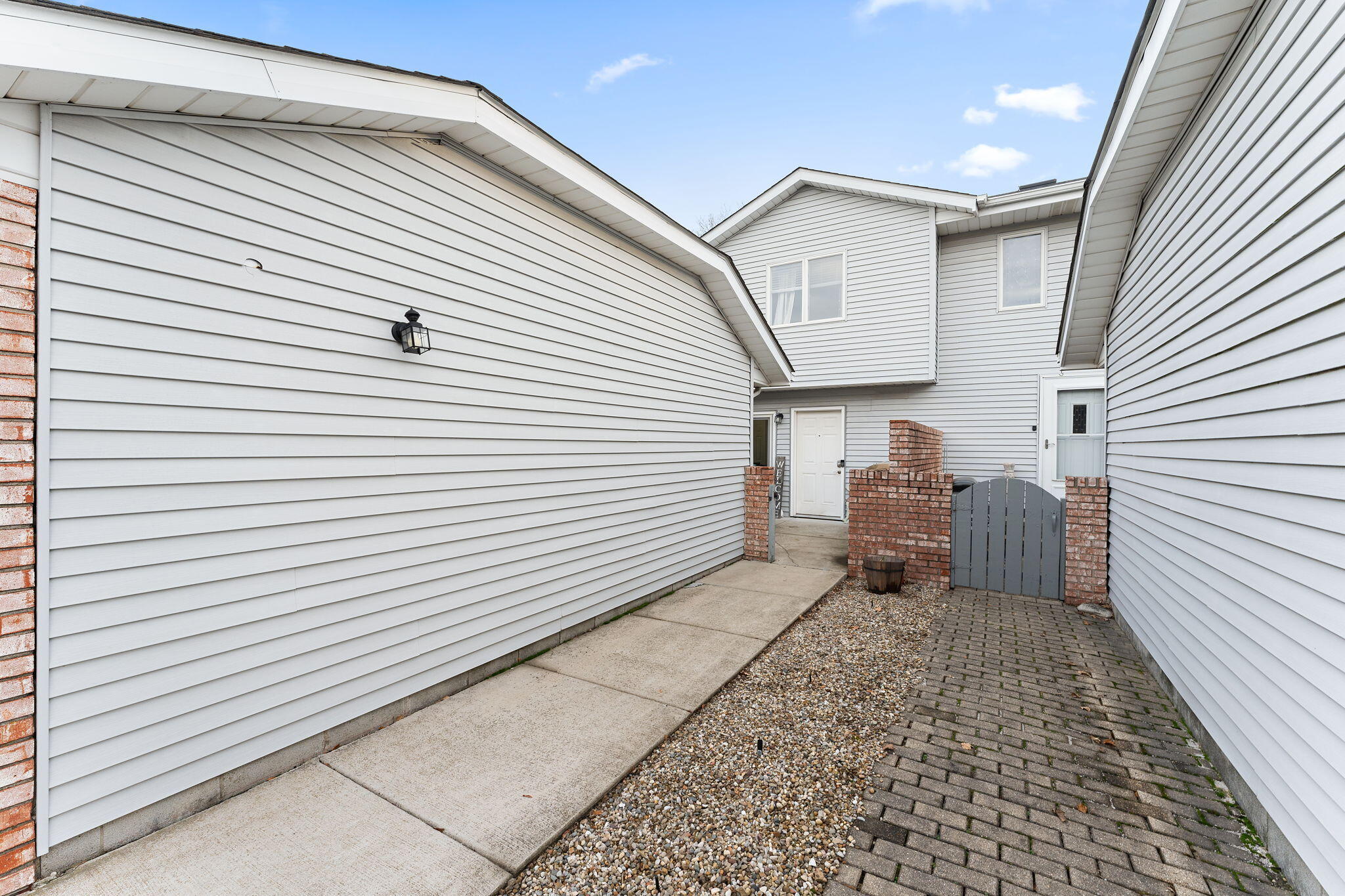 2610 Knollwood Drive
