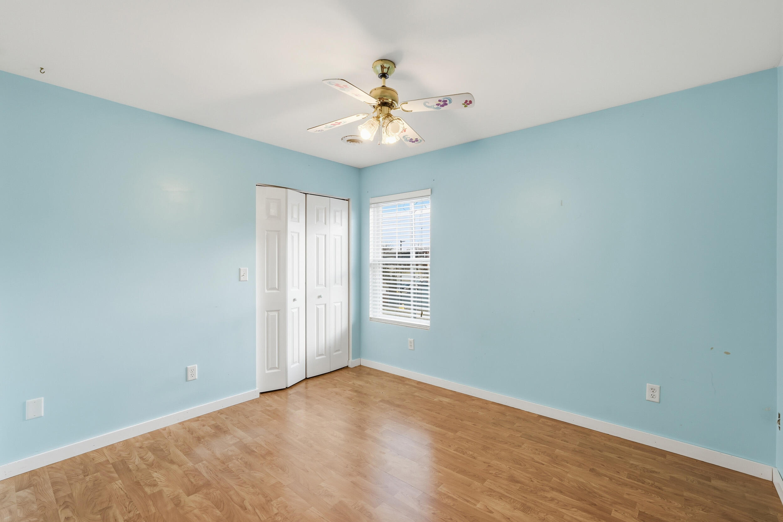122 9th Street SW