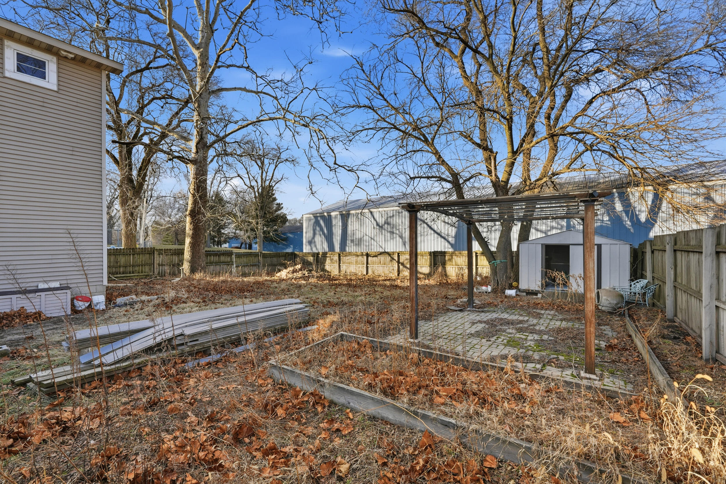 122 9th Street SW