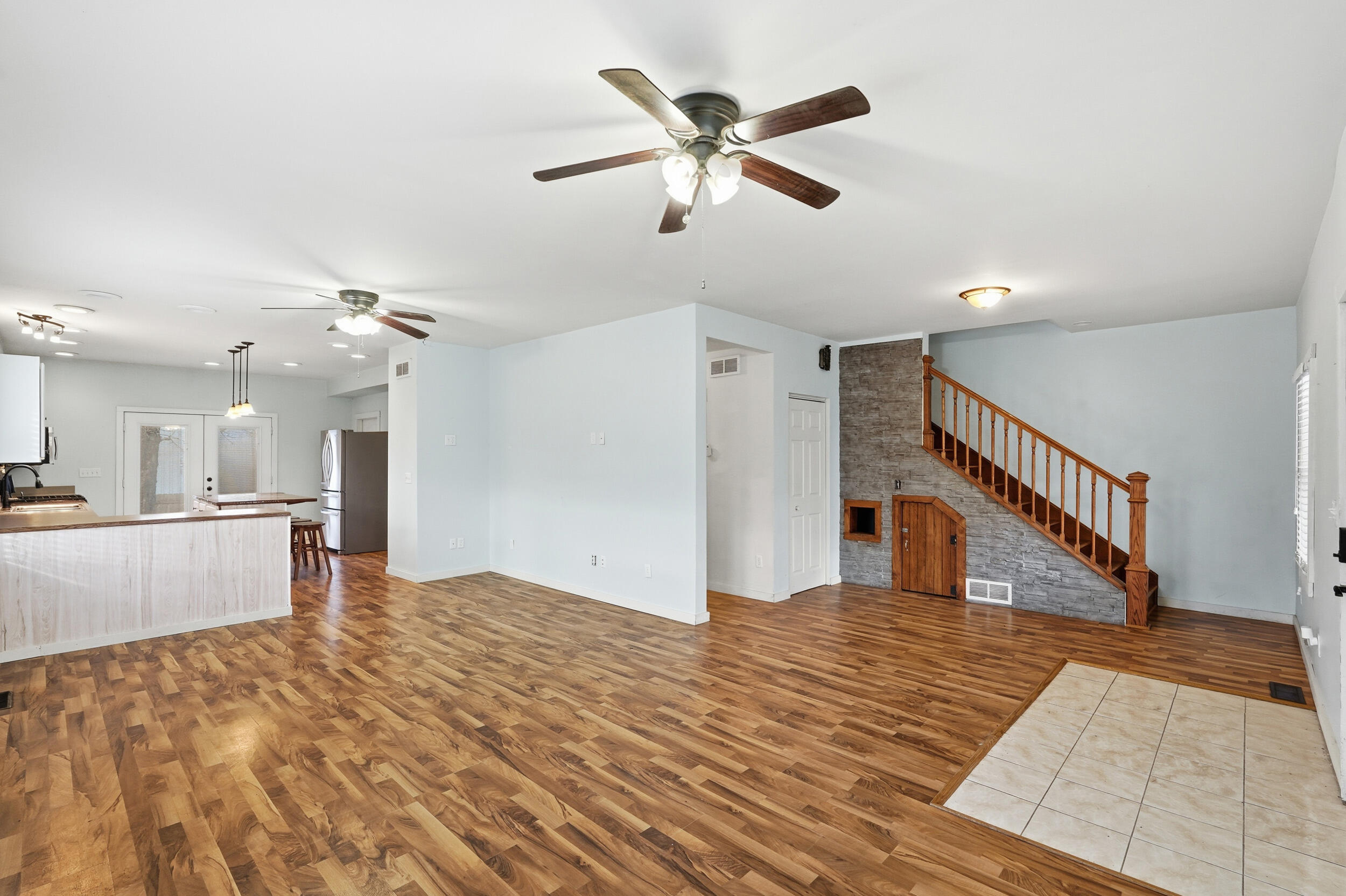 122 9th Street SW