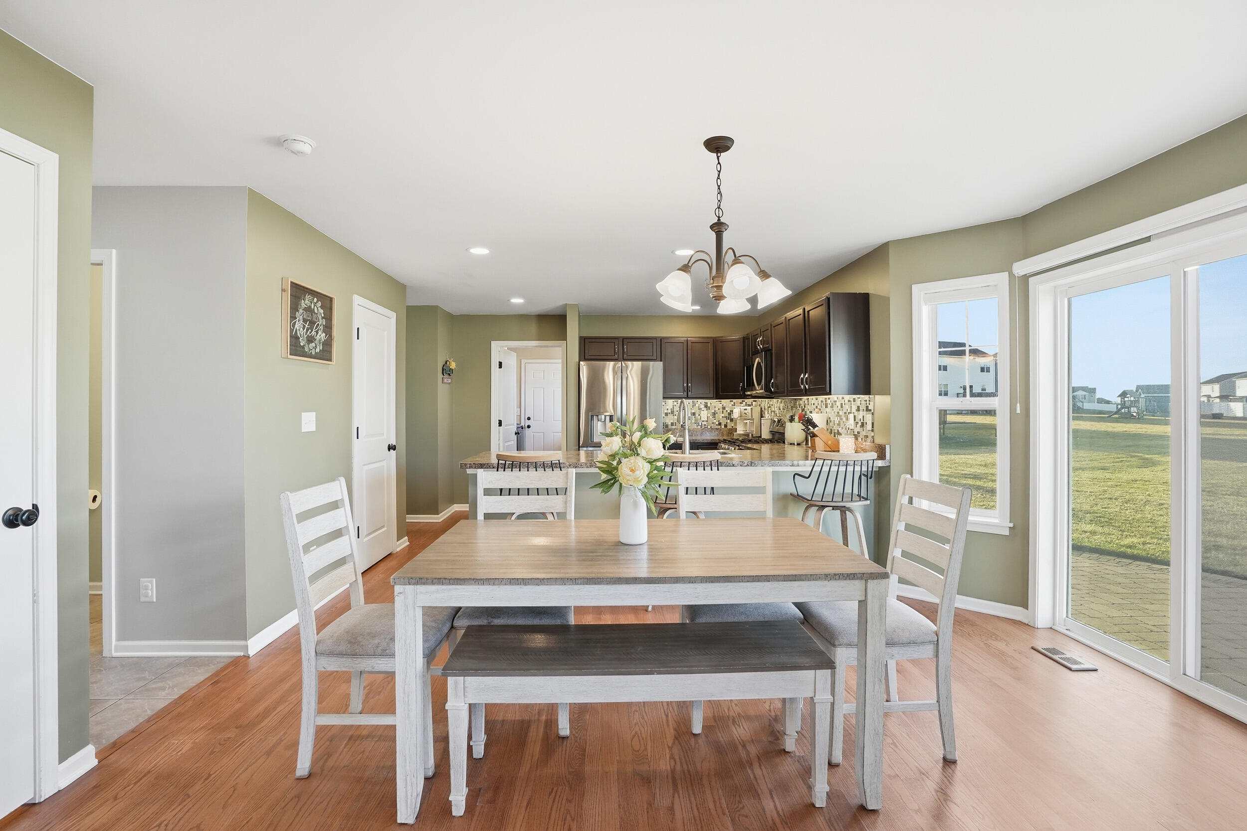 17112 Paul Revere Pkwy