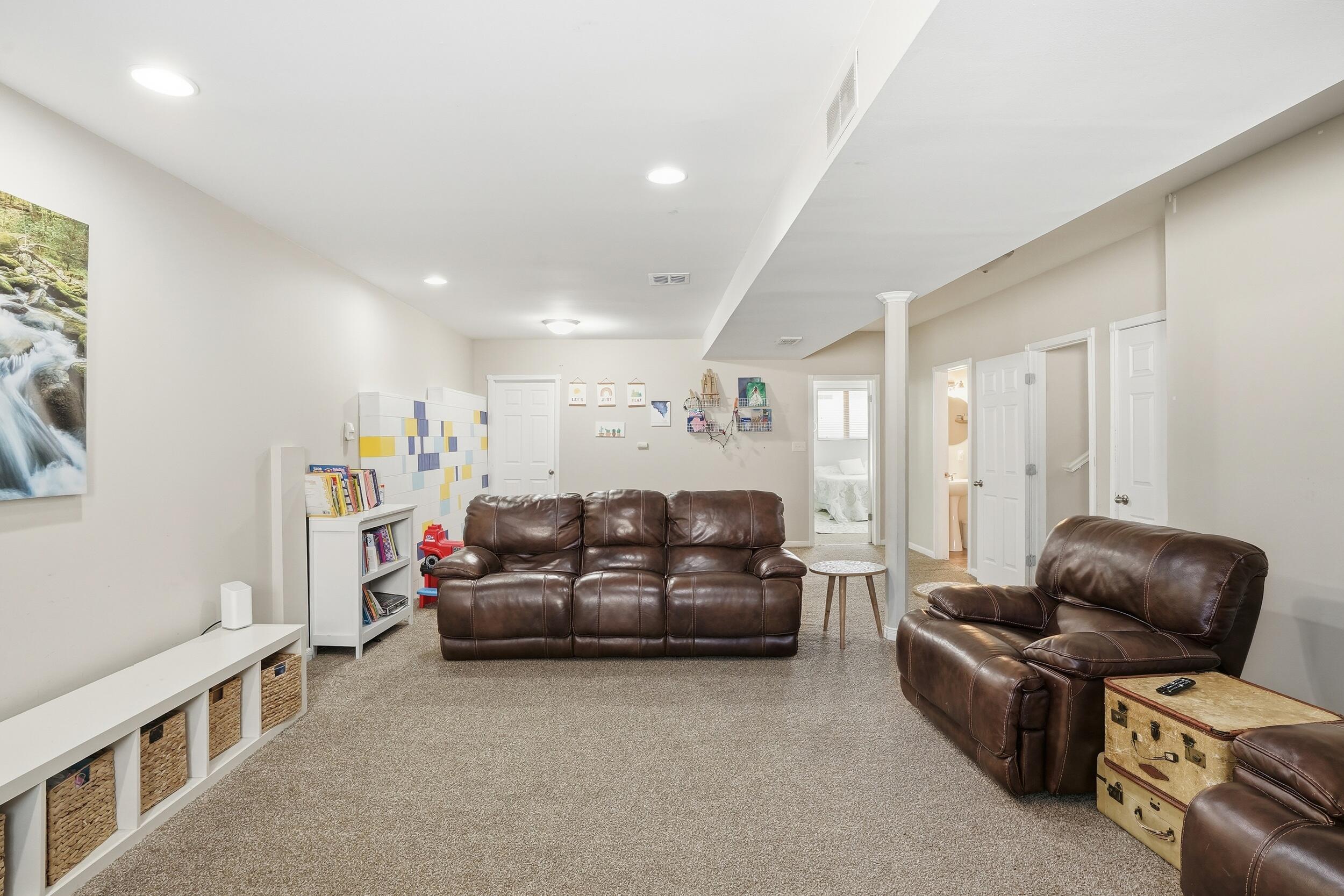 3001 Emerald Drive