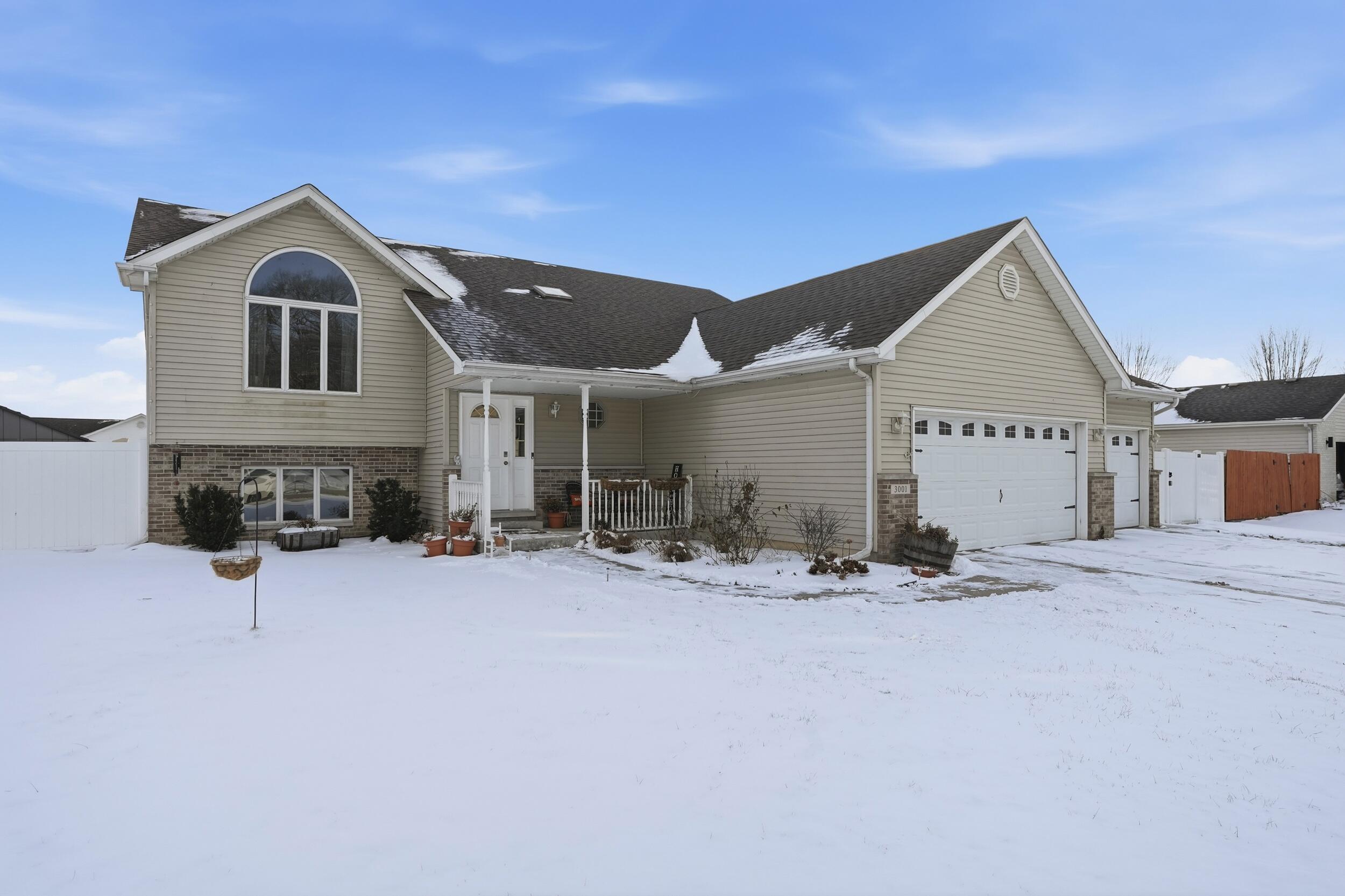 3001 Emerald Drive
