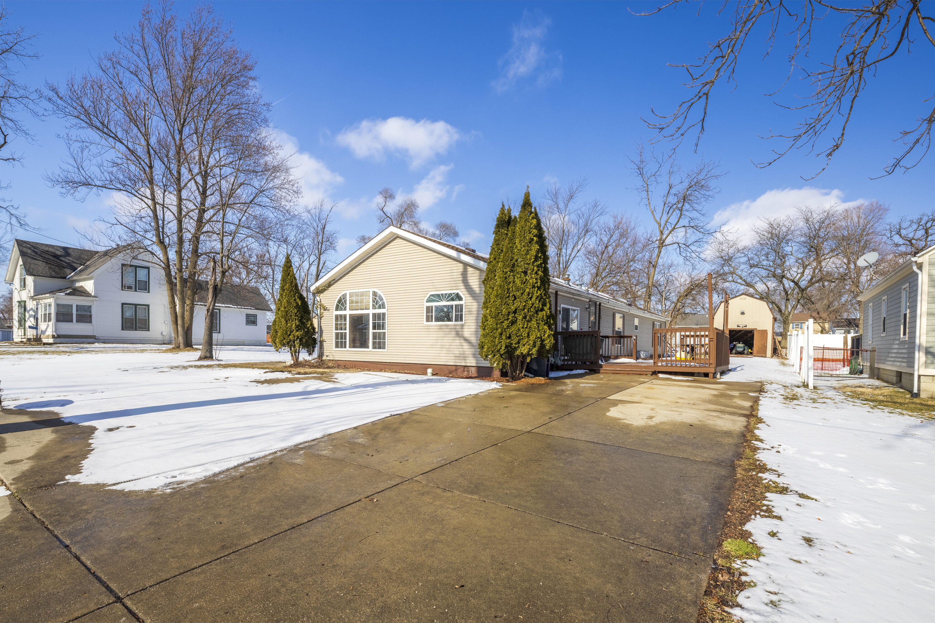 409 W South Street