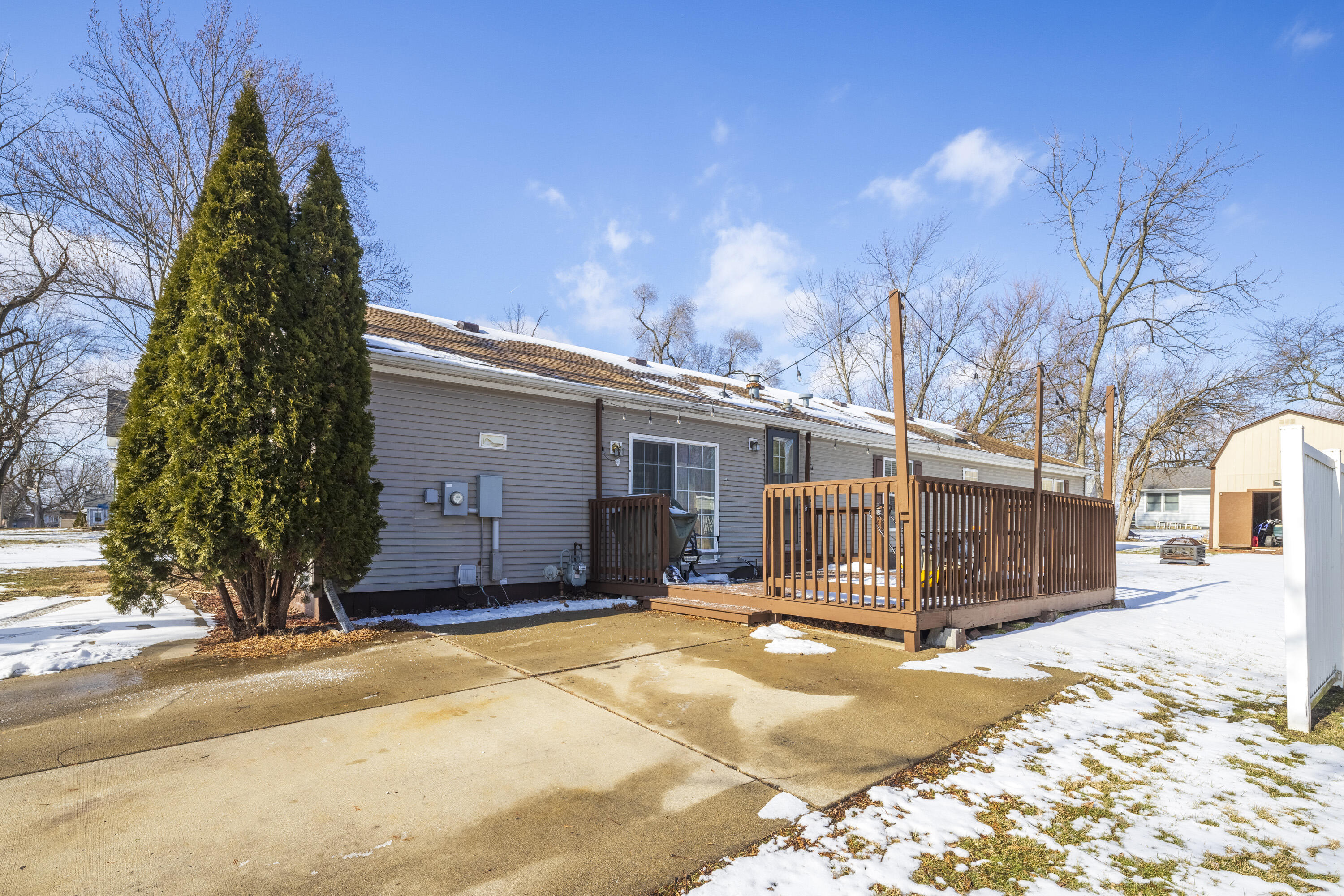 409 W South Street