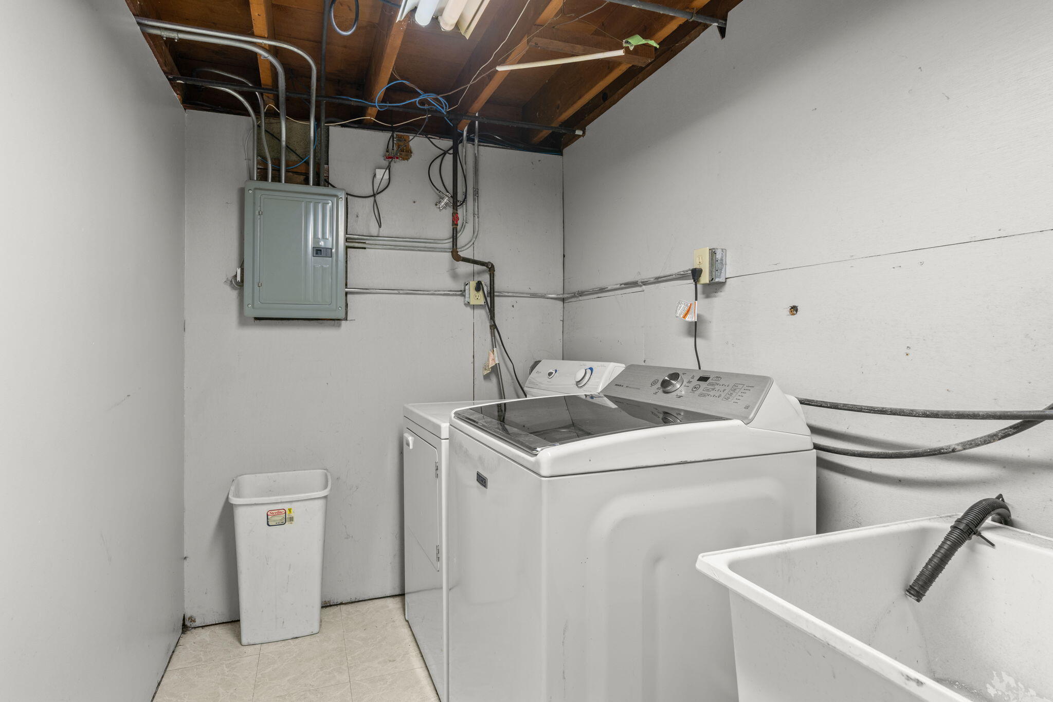 2216 Vermillion Street