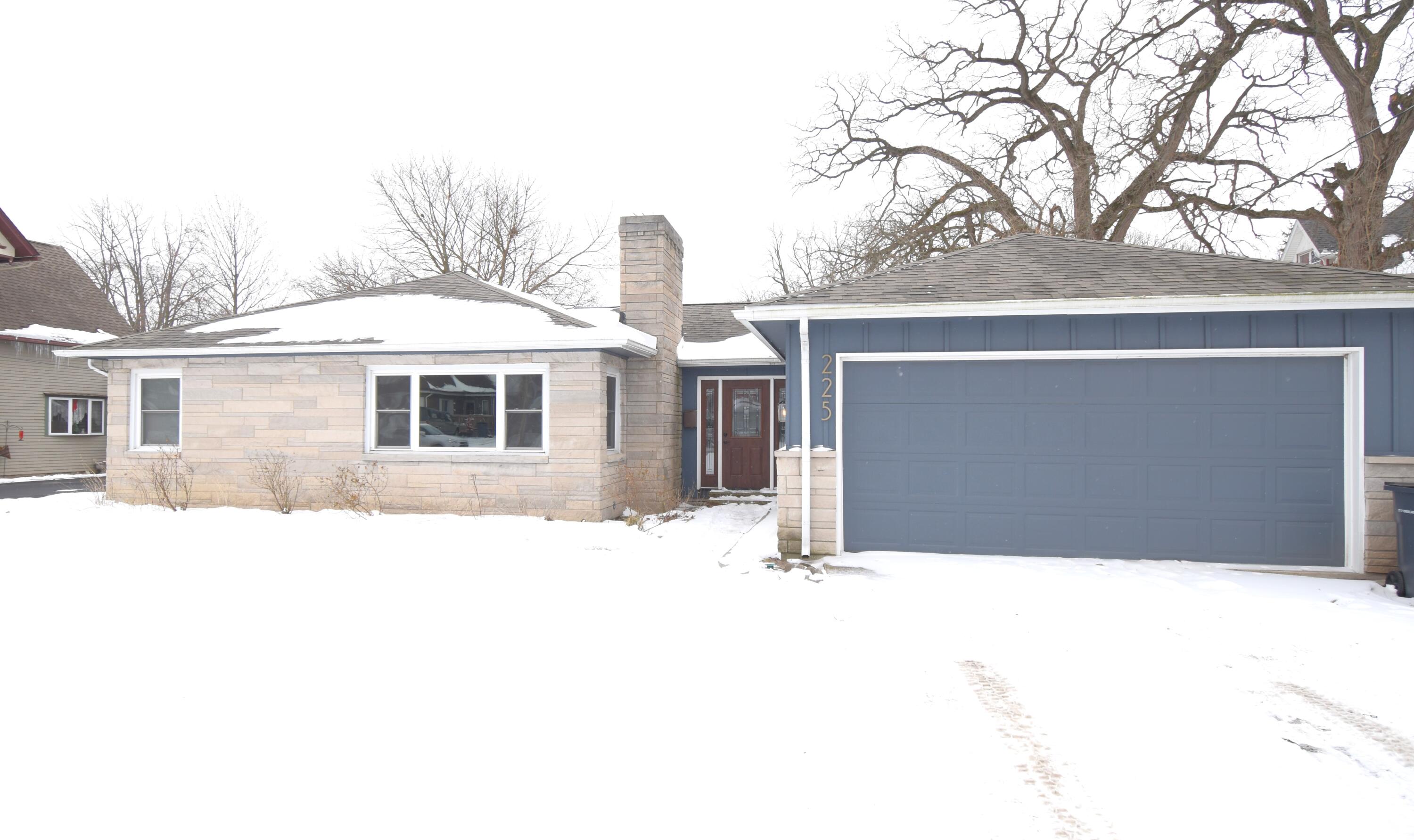 225 W Grace Street
