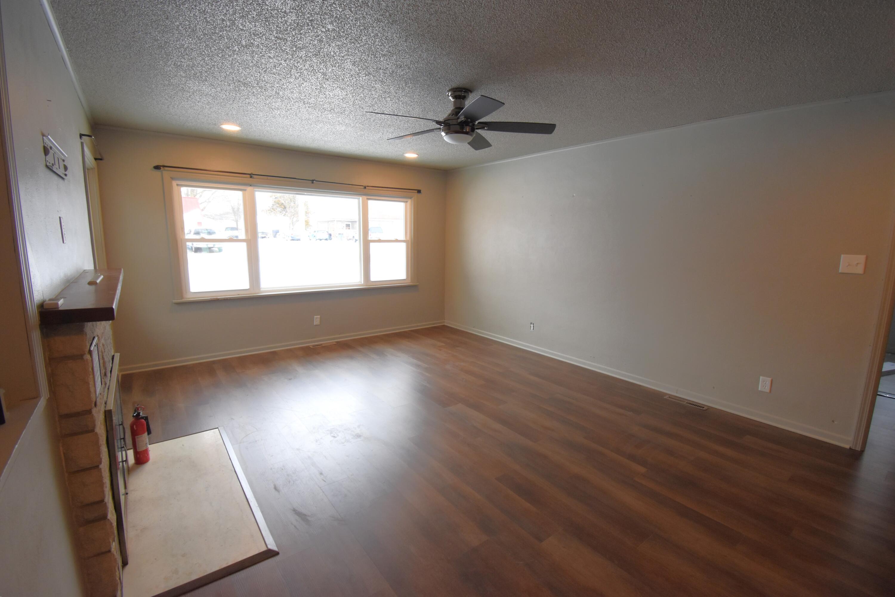 225 W Grace Street