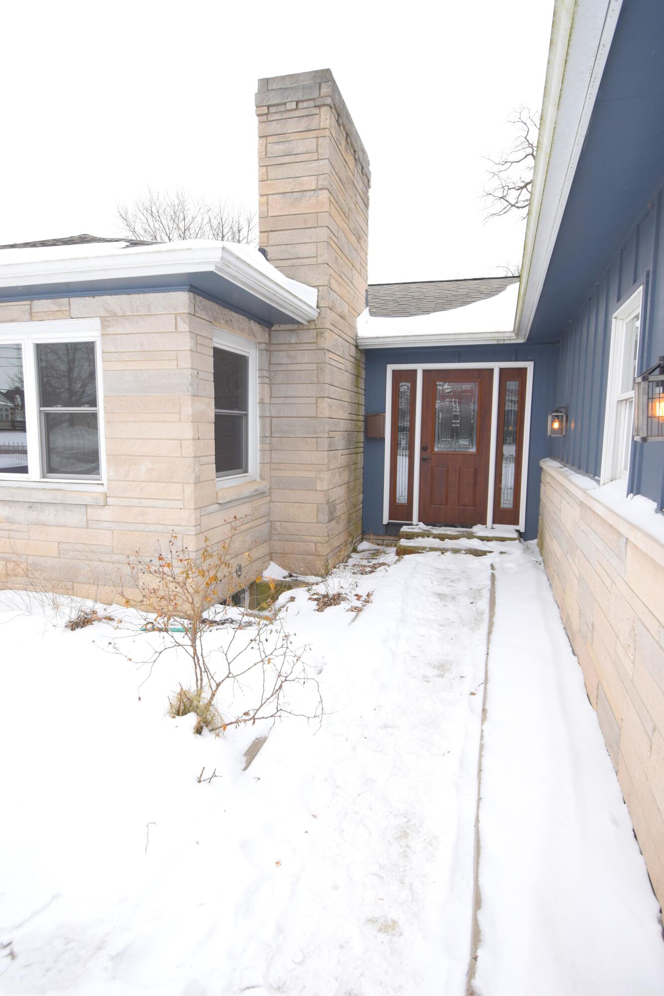 225 W Grace Street