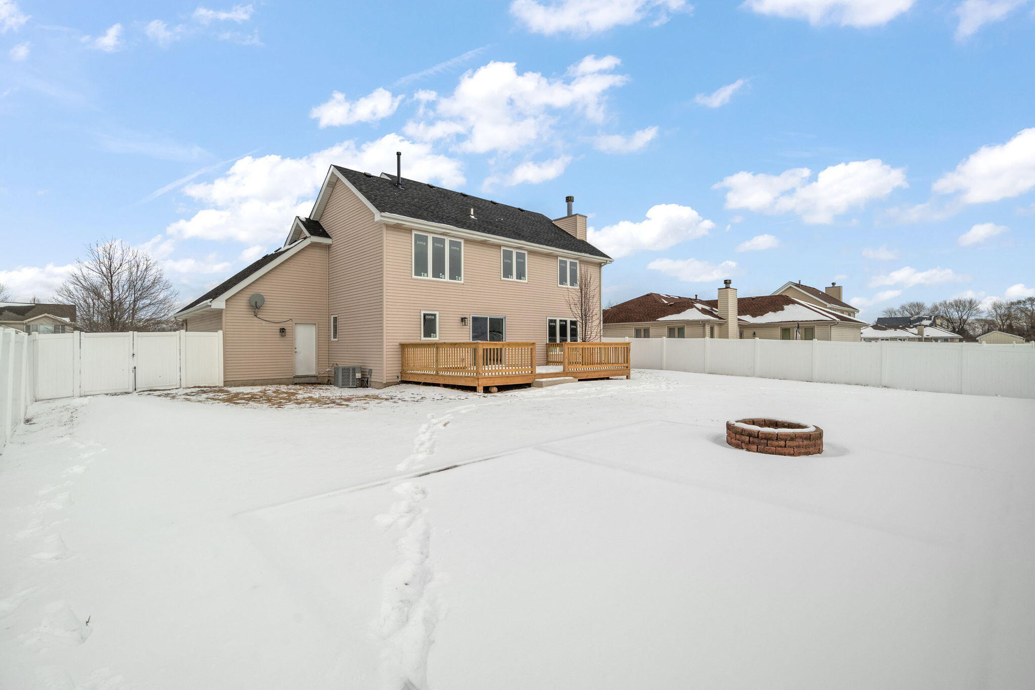 1243 Center Ross Road