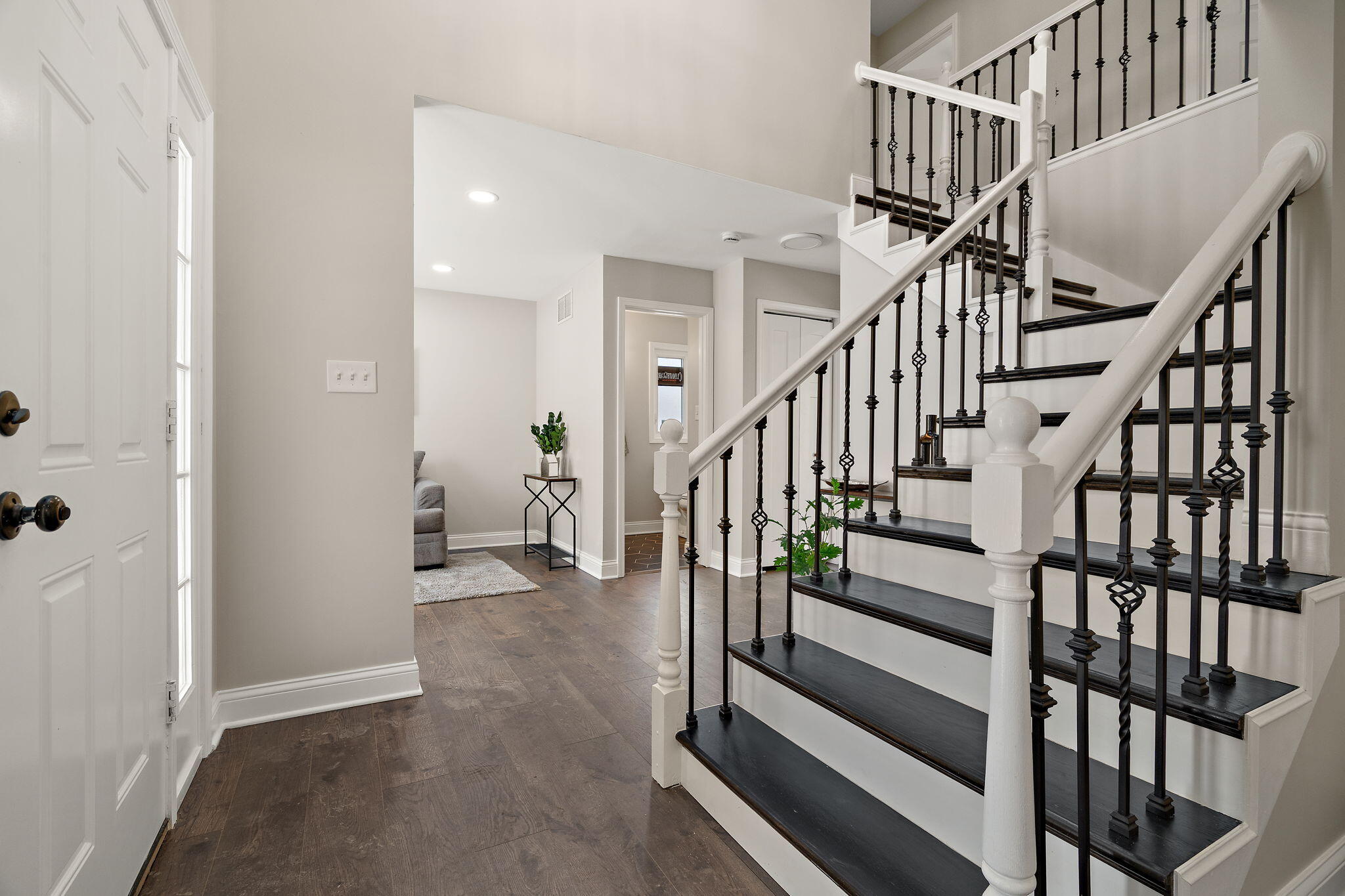 1243 Center Ross Road