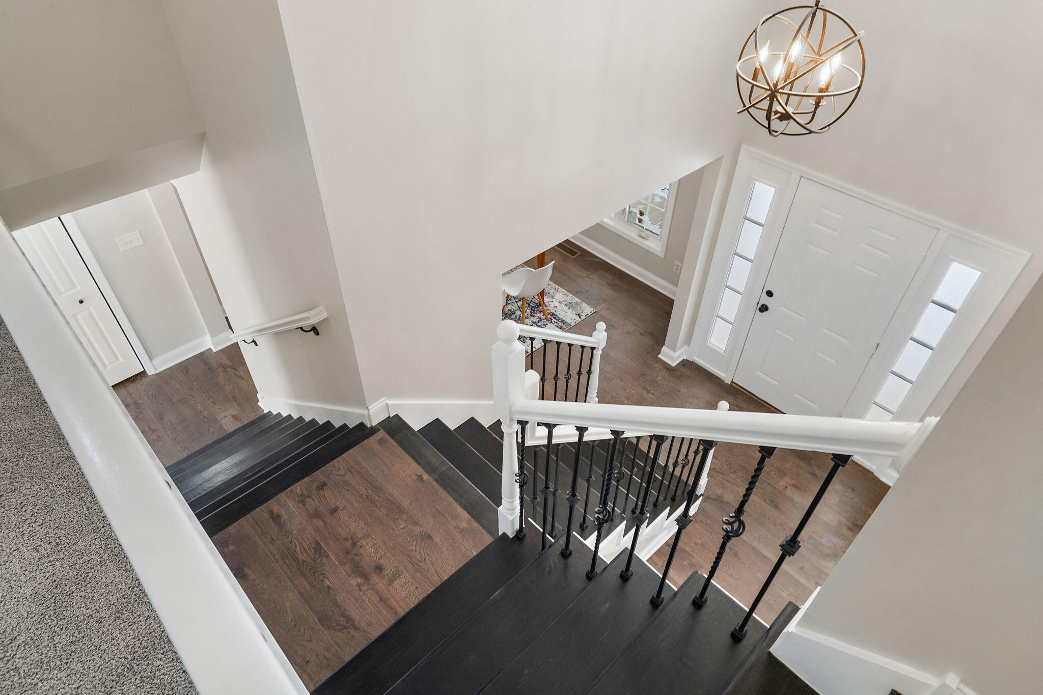 1243 Center Ross Road