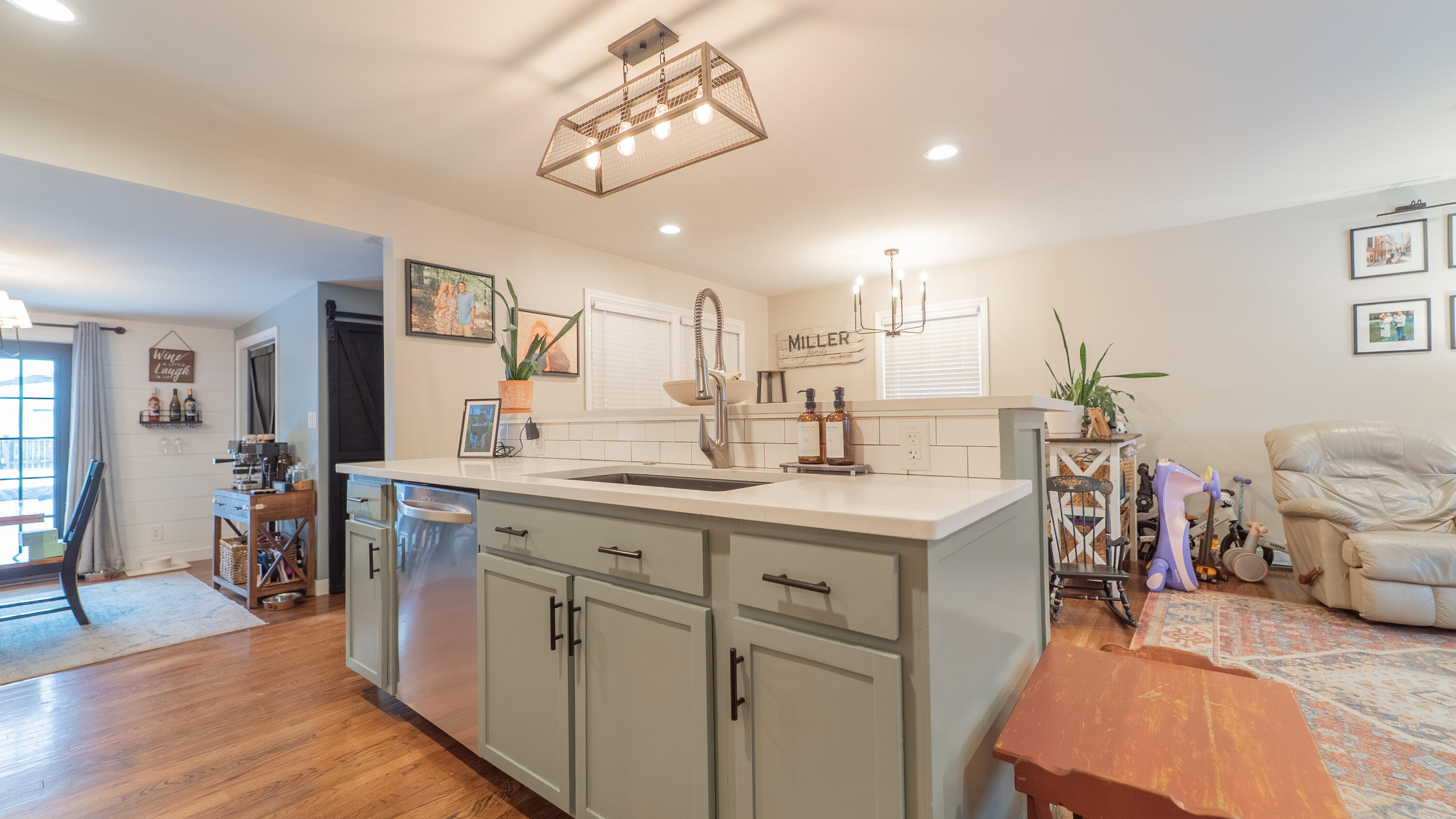 3230 Garfield Avenue