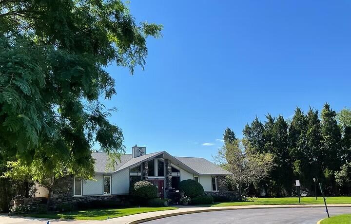 1725 Homan Drive Unit: 305