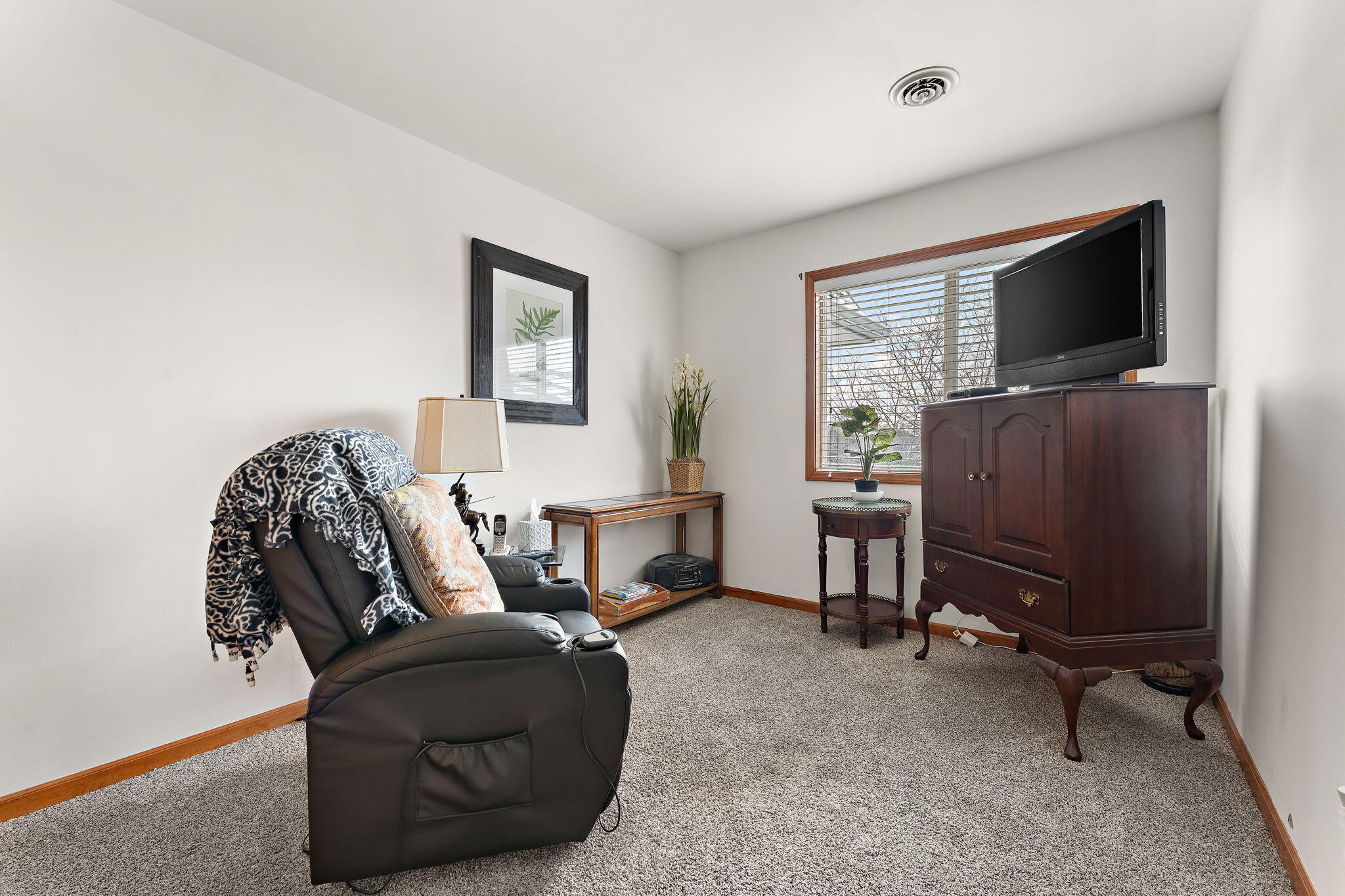 1725 Homan Drive Unit: 305
