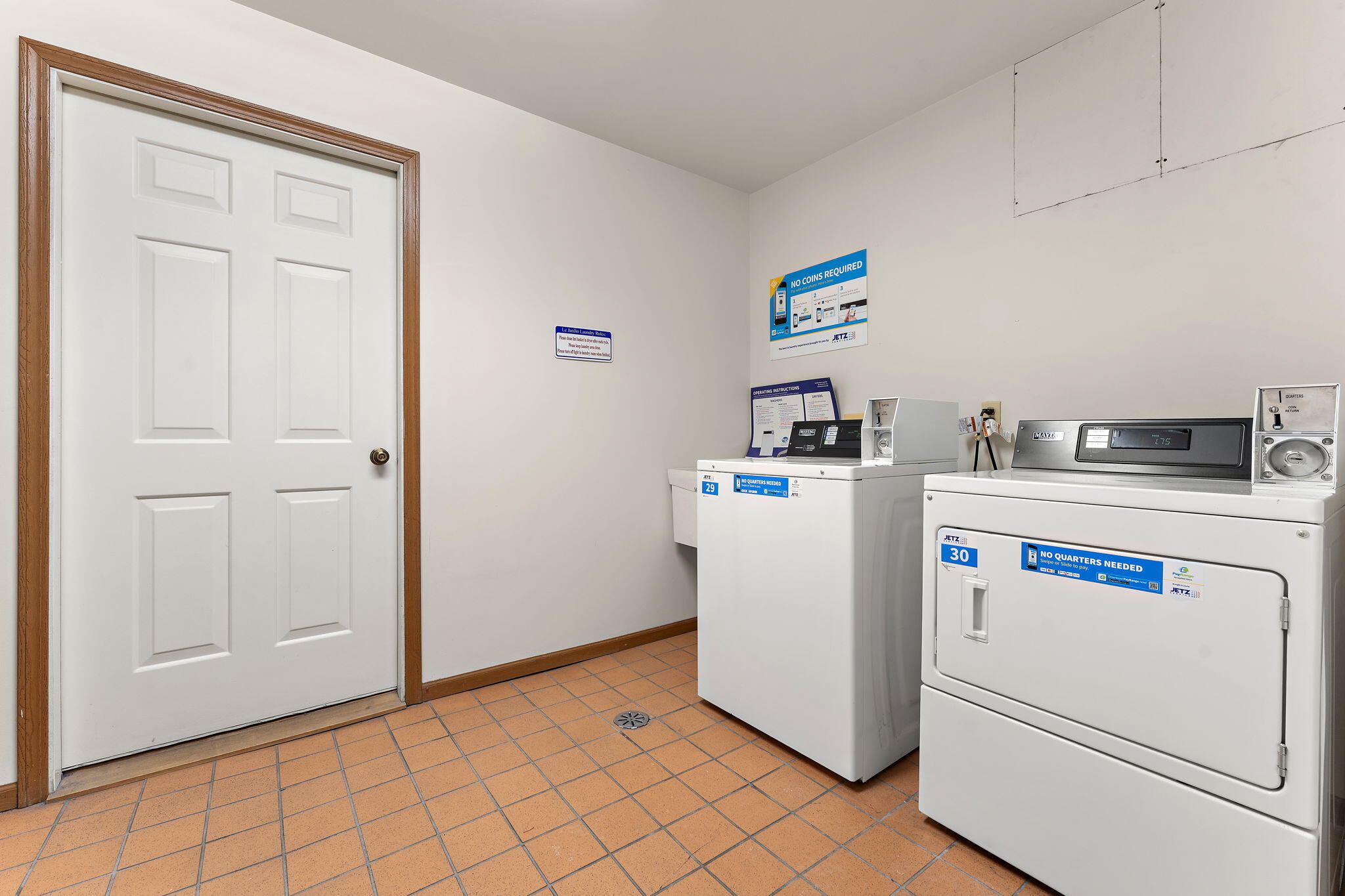 1725 Homan Drive Unit: 305
