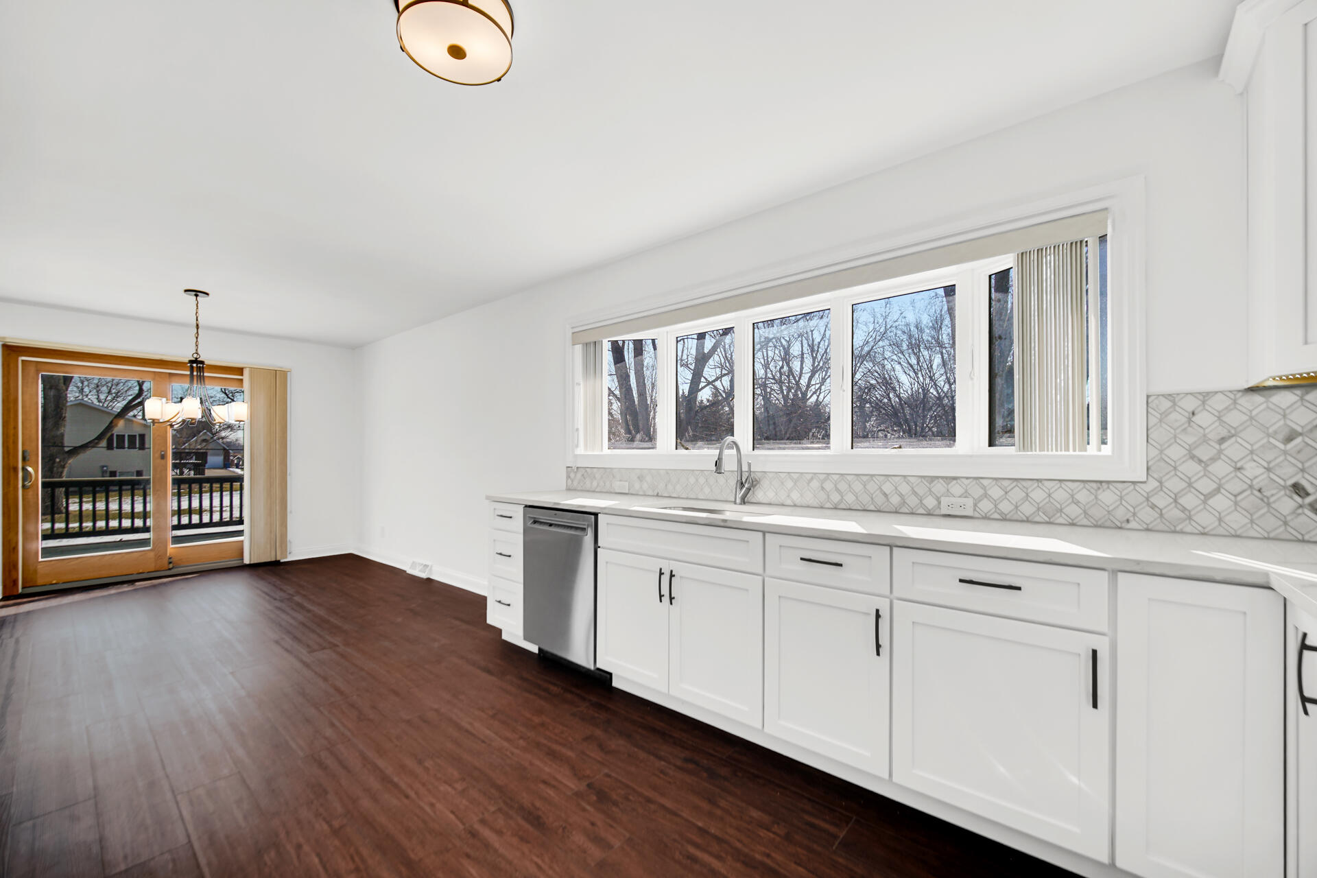 9351 Northcote Avenue