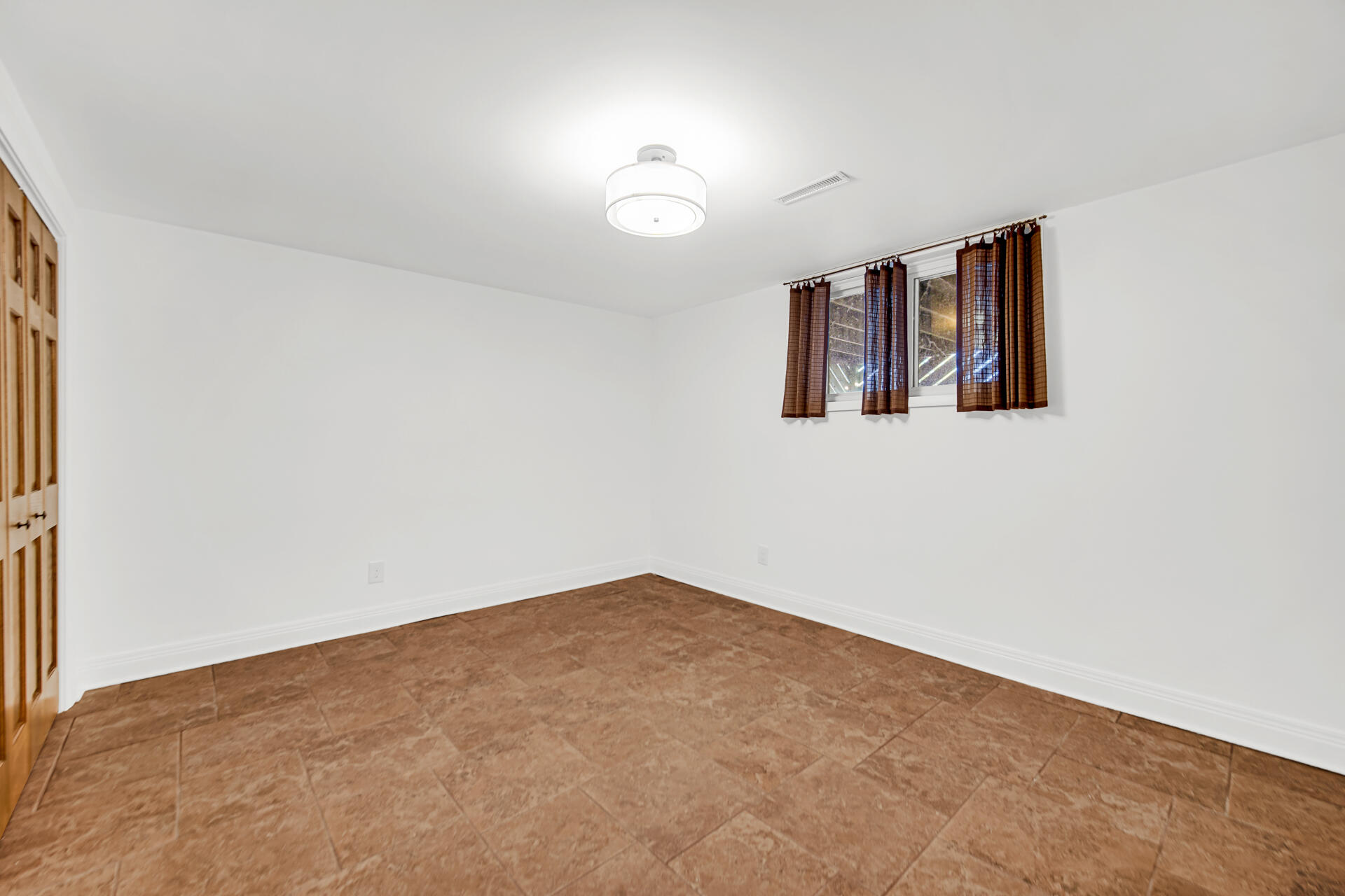 9351 Northcote Avenue