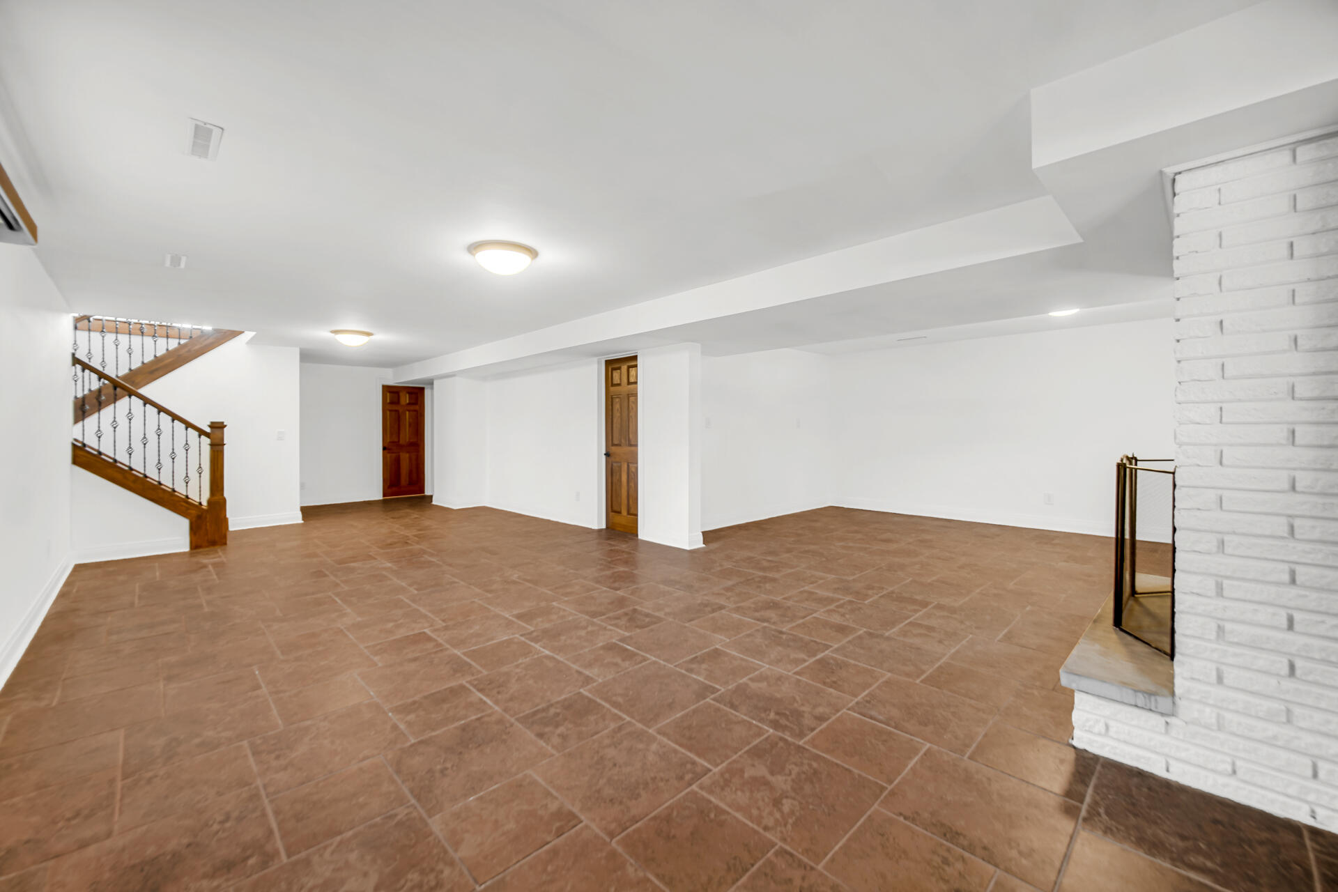 9351 Northcote Avenue