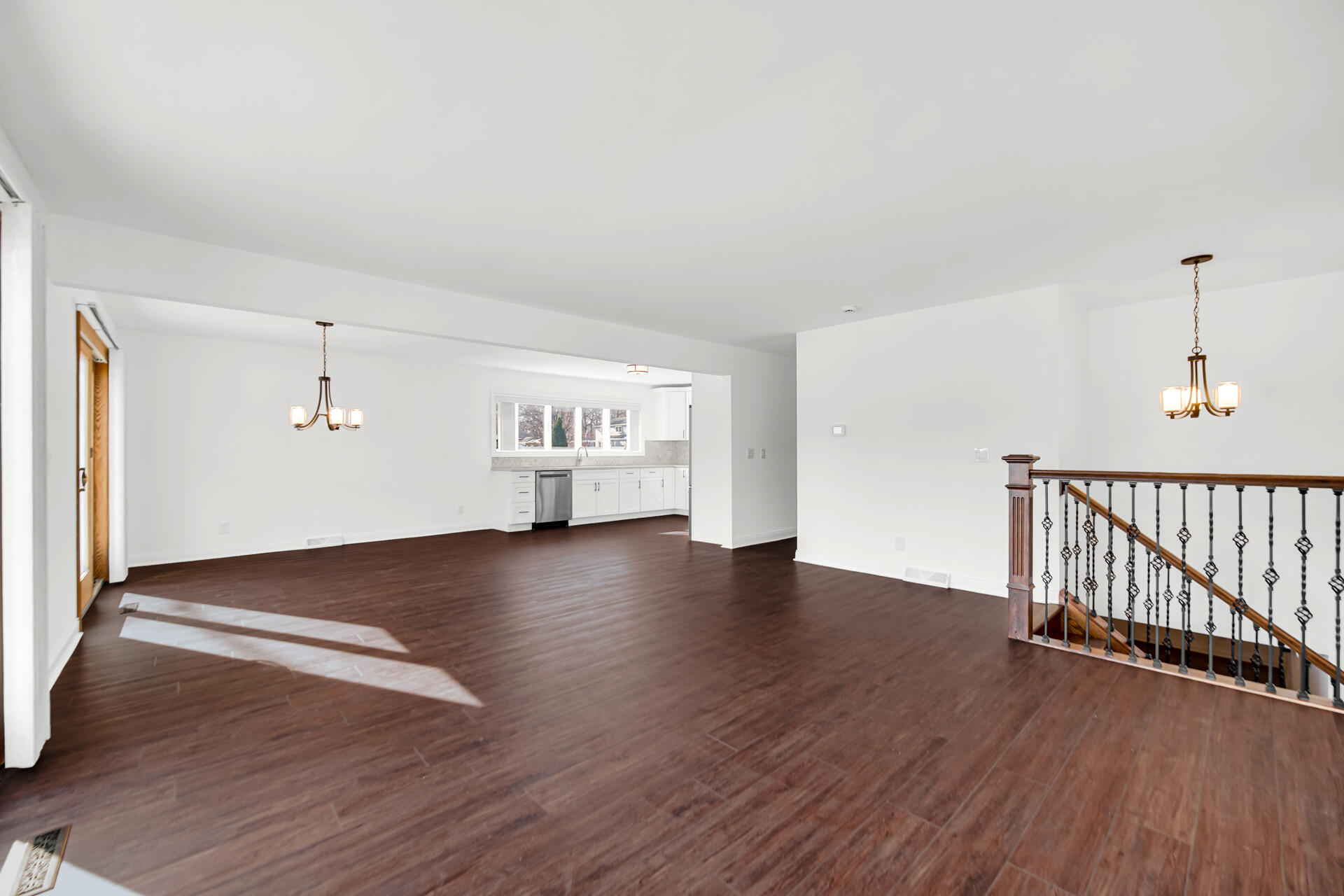 9351 Northcote Avenue