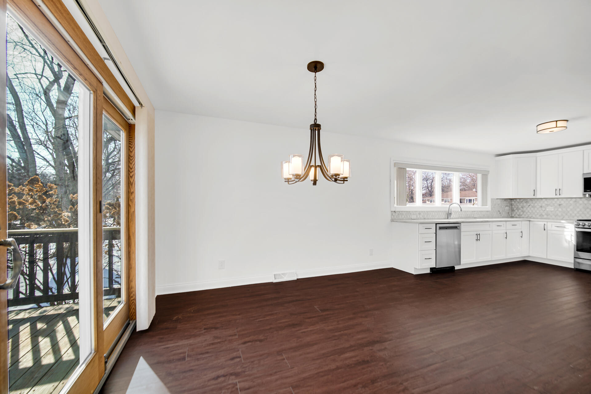 9351 Northcote Avenue