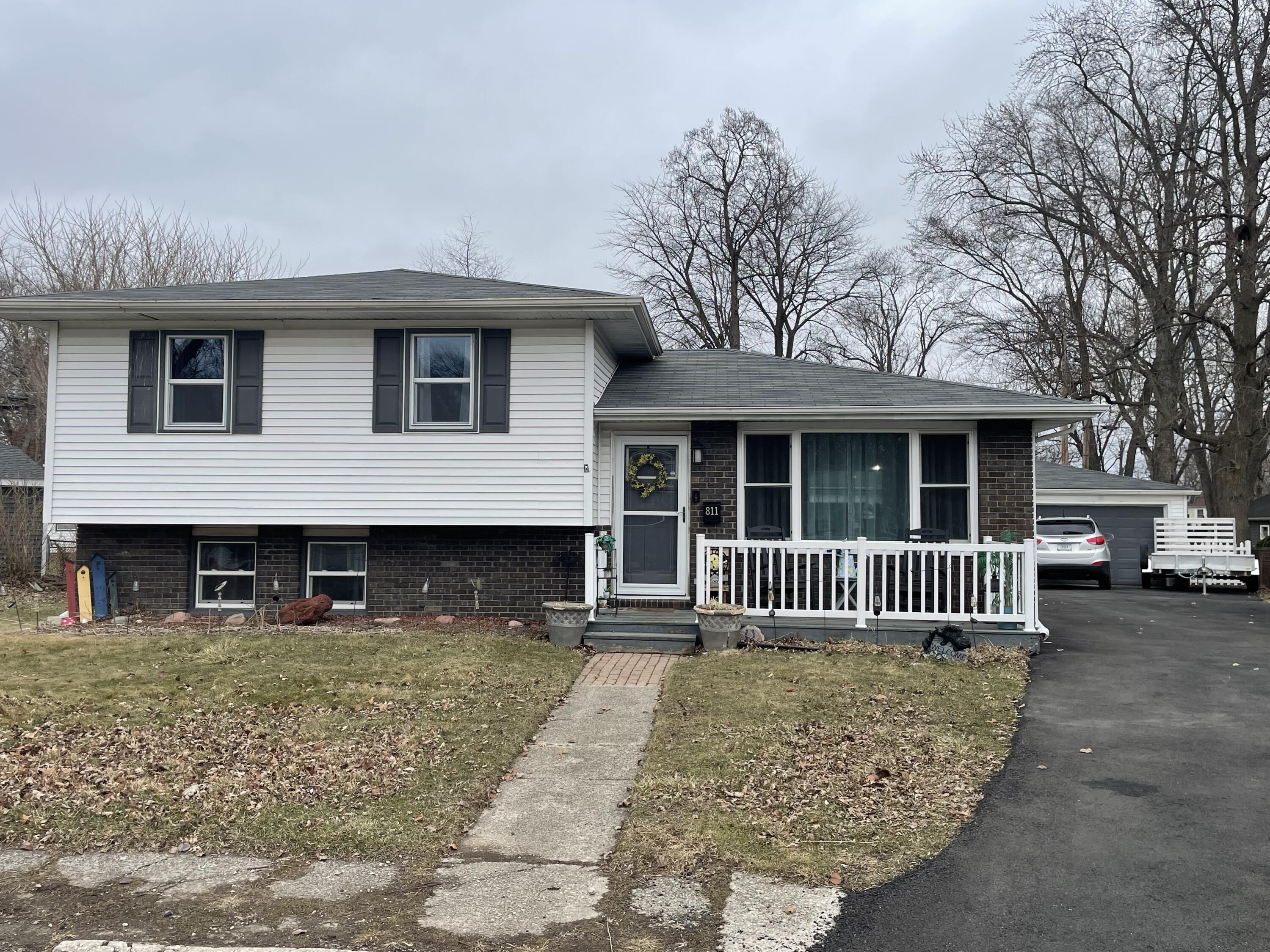 811 Henry Court