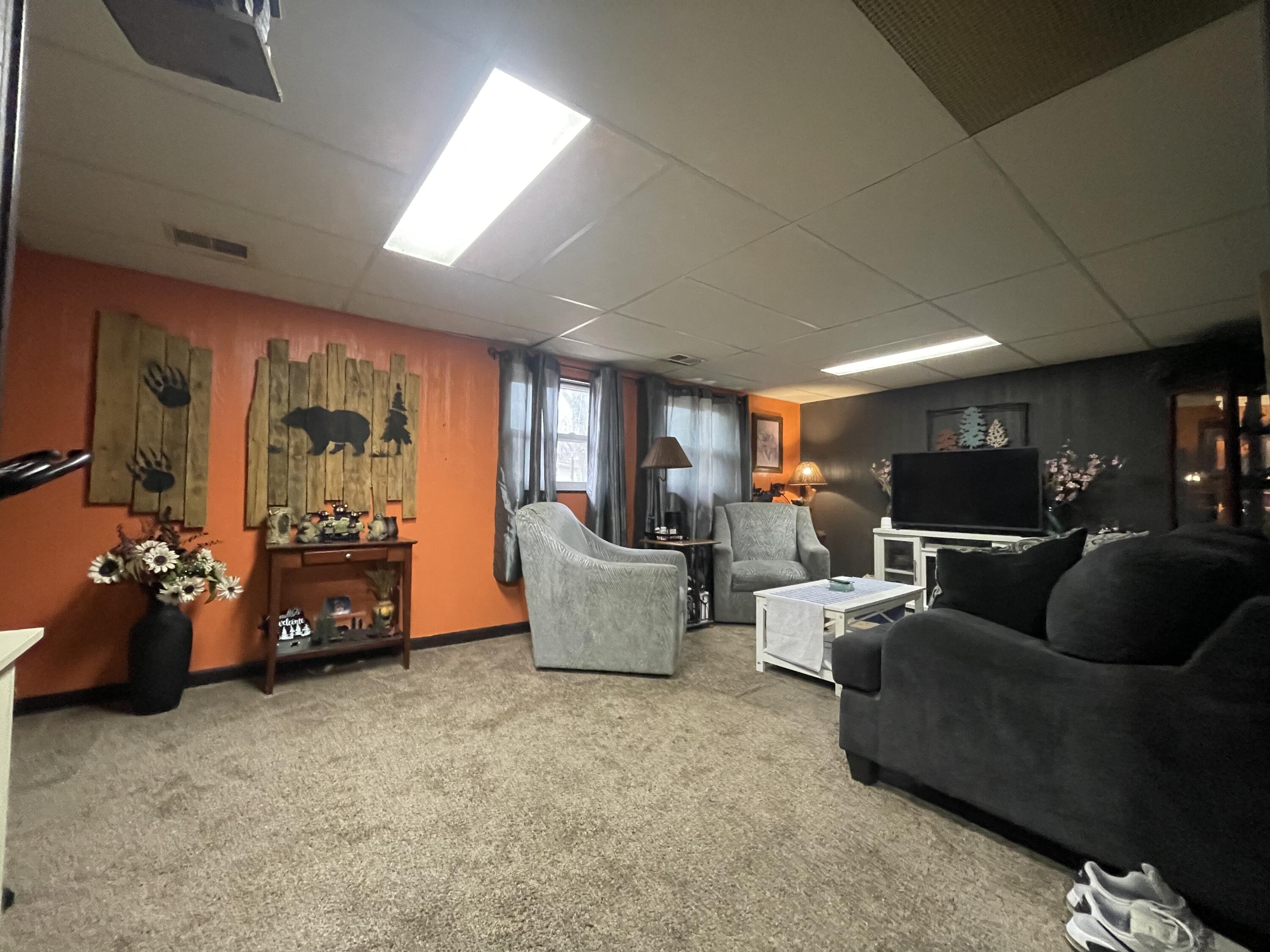 811 Henry Court