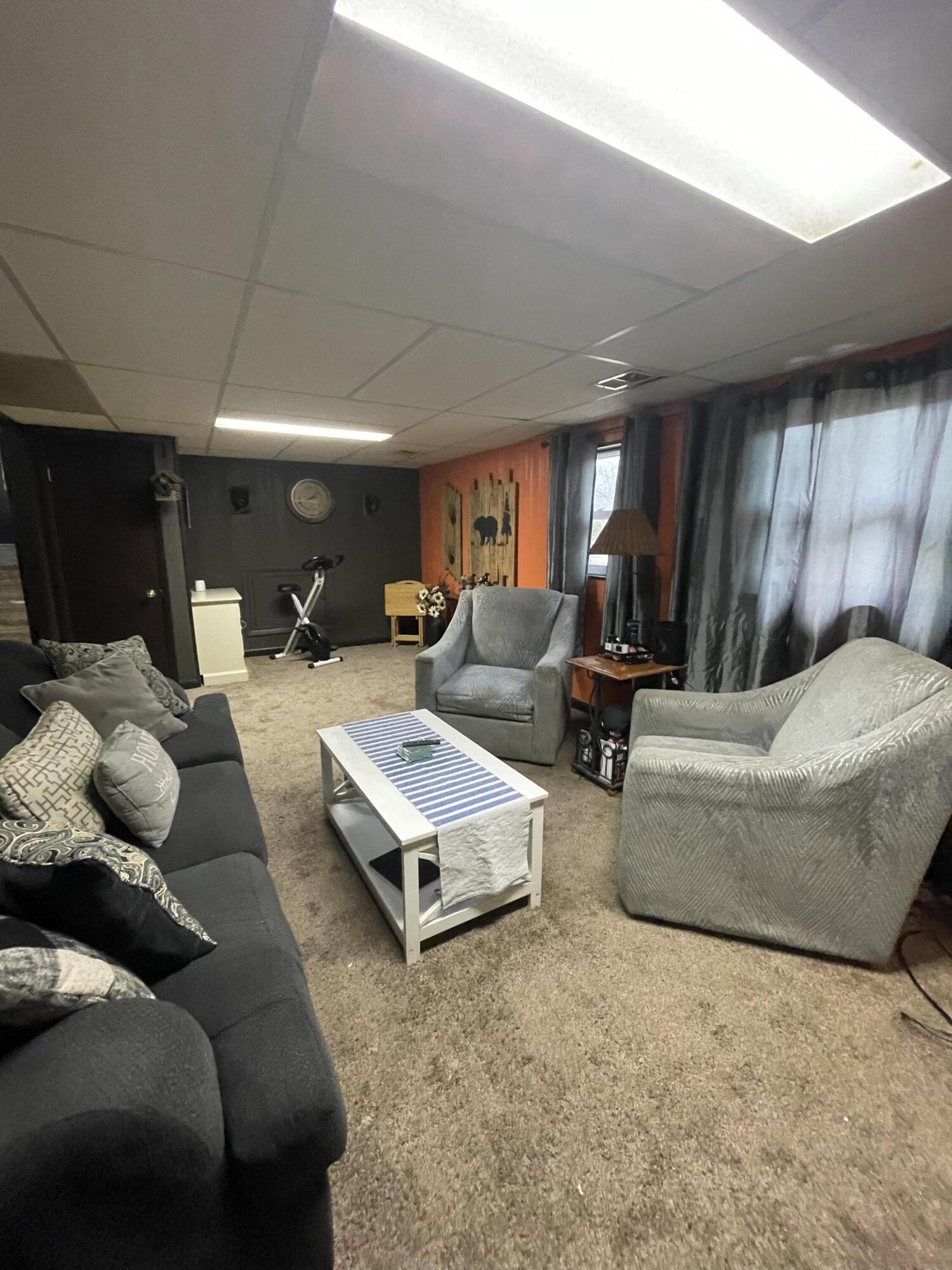 811 Henry Court