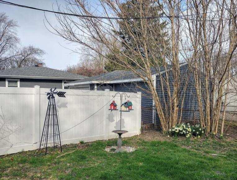 811 Henry Court