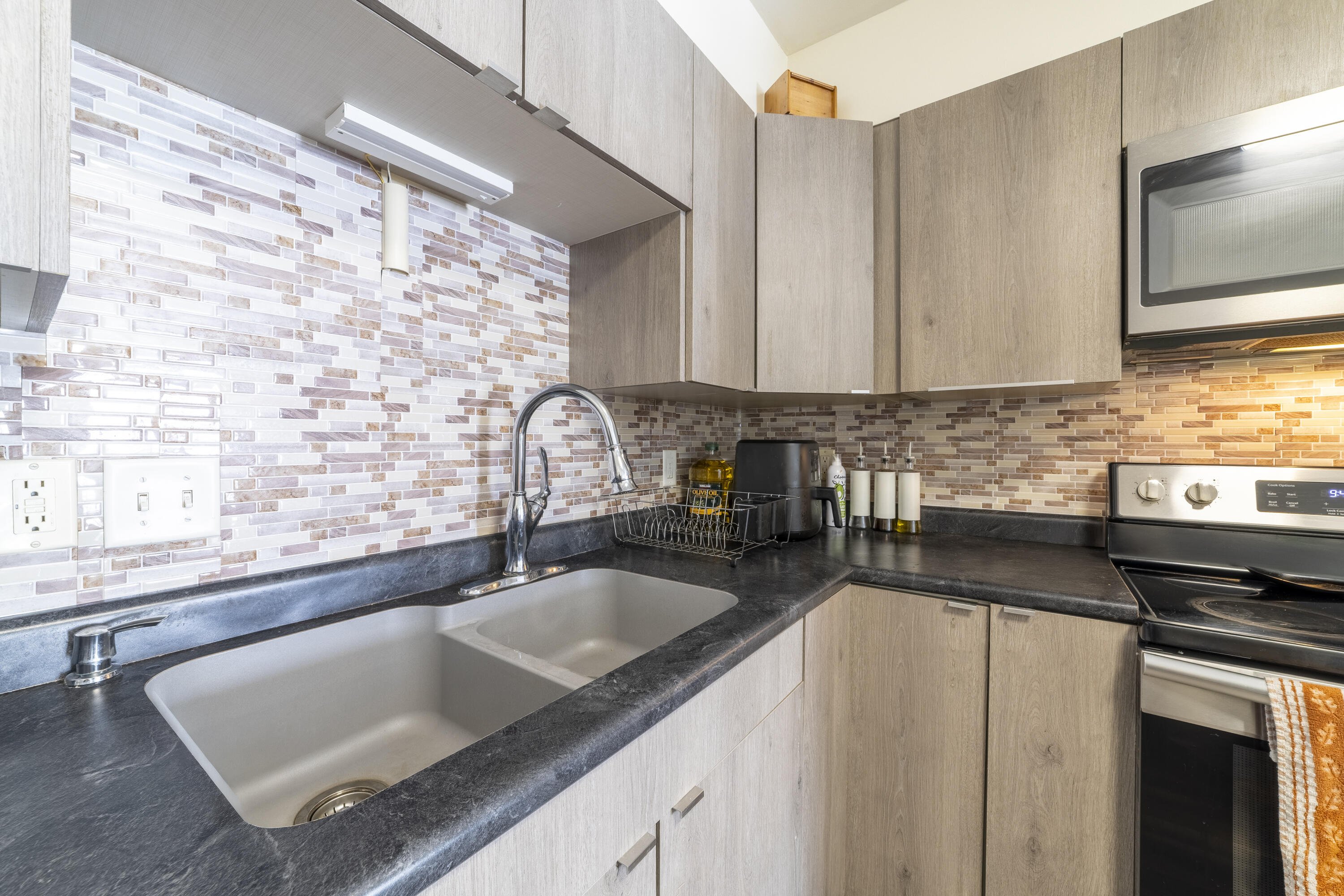 1079 Millpond Road Unit: E