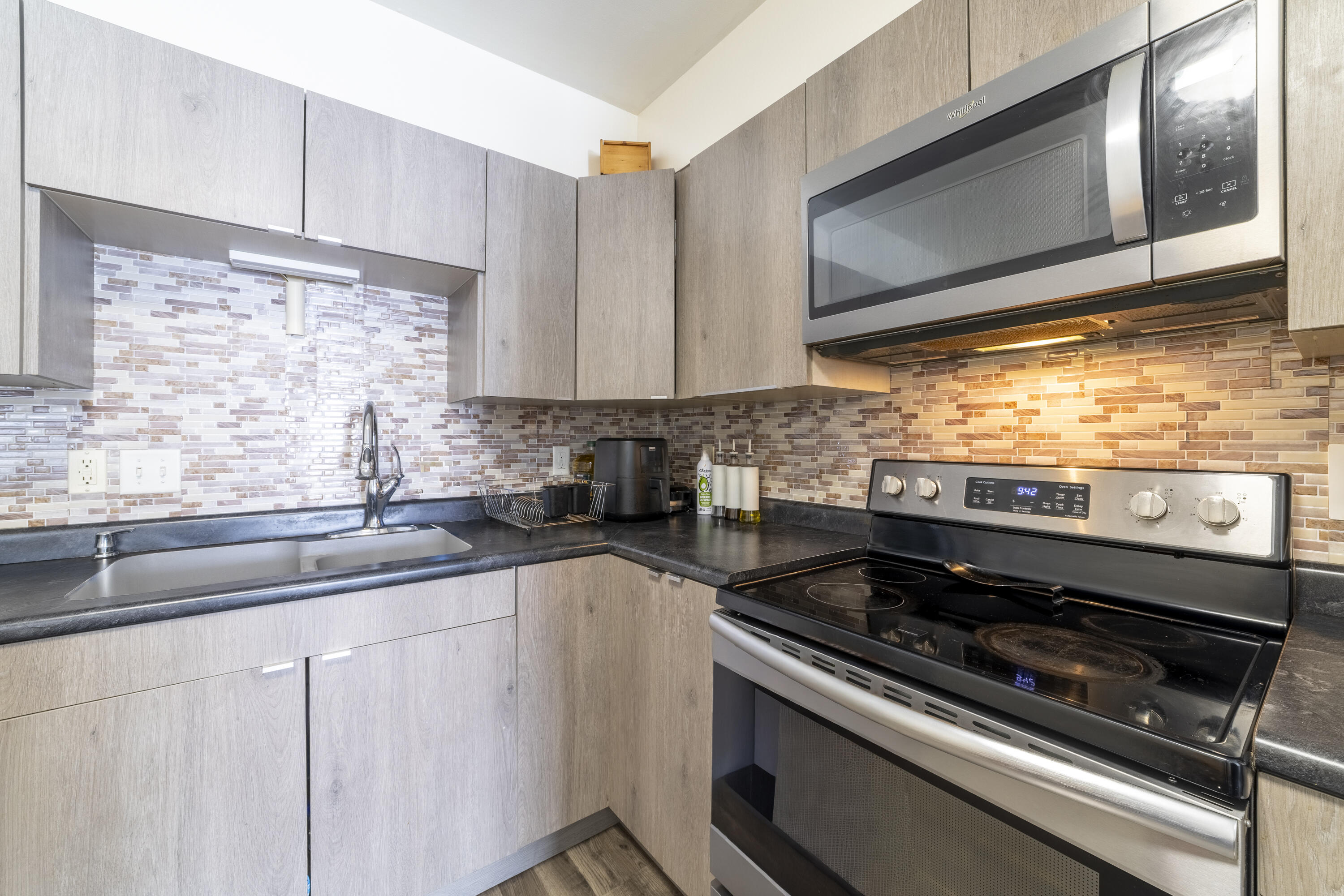 1079 Millpond Road Unit: E