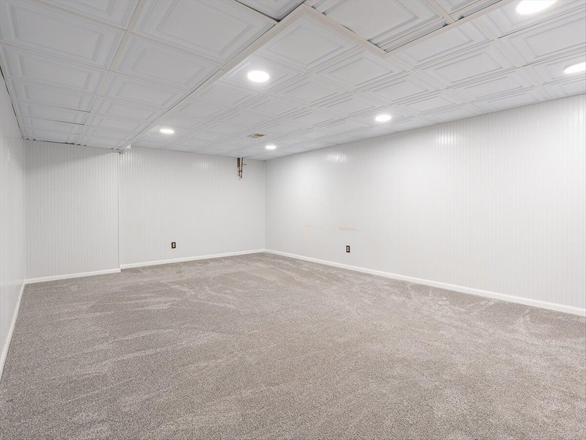 239 Carnoustie Court