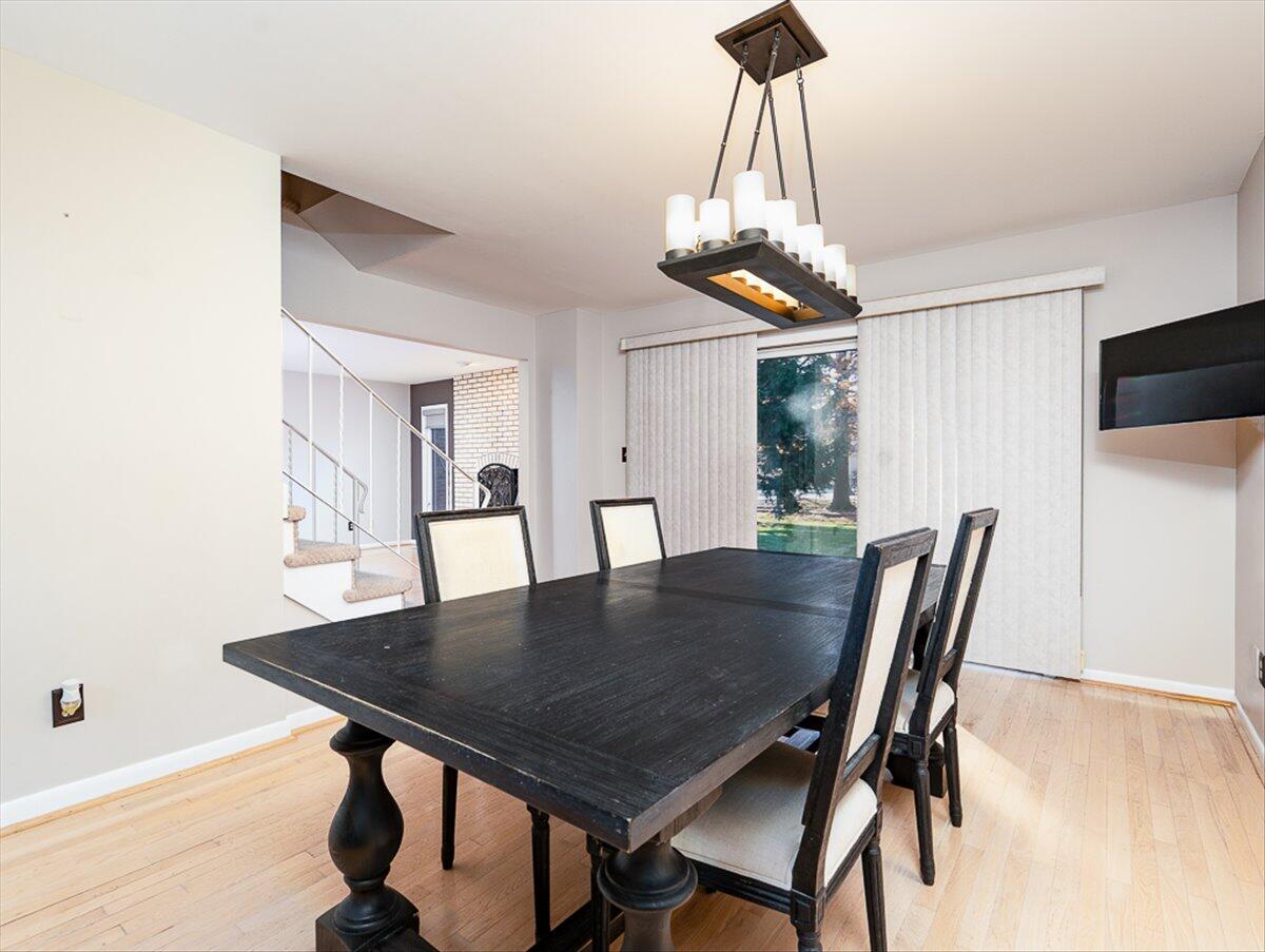 239 Carnoustie Court