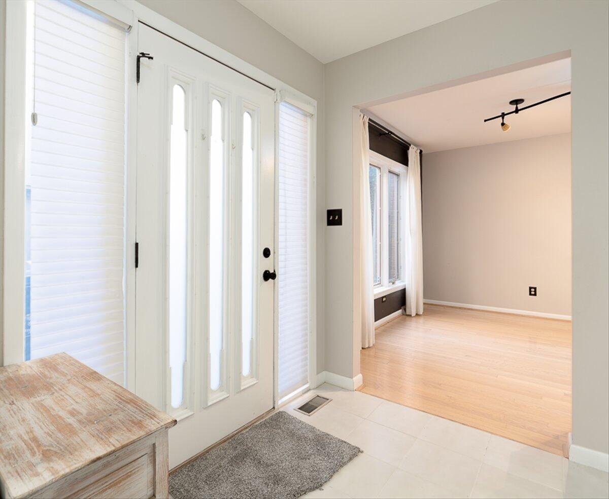 239 Carnoustie Court