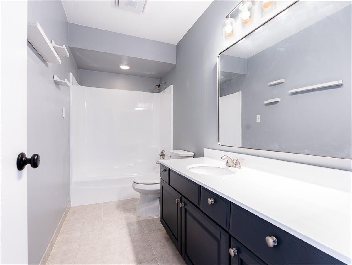 239 Carnoustie Court