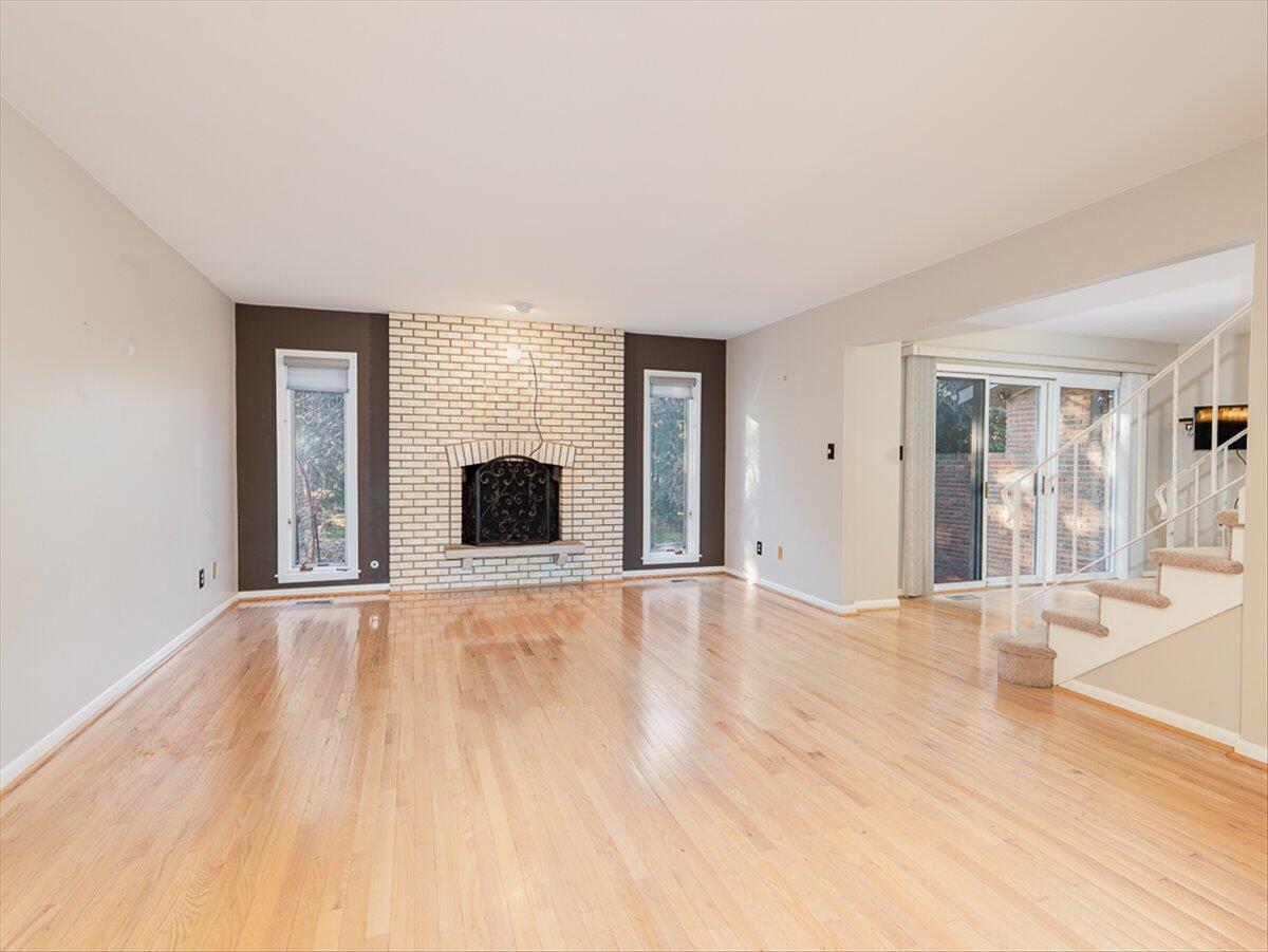 239 Carnoustie Court