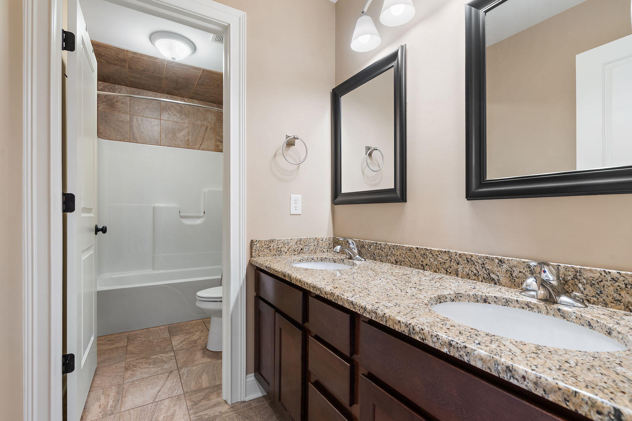 10057 New Devon Street