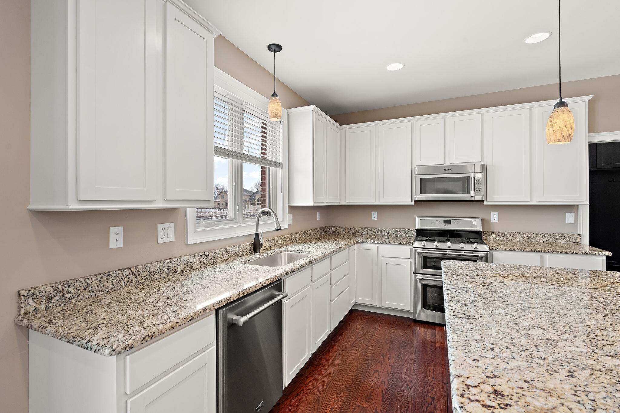 10057 New Devon Street