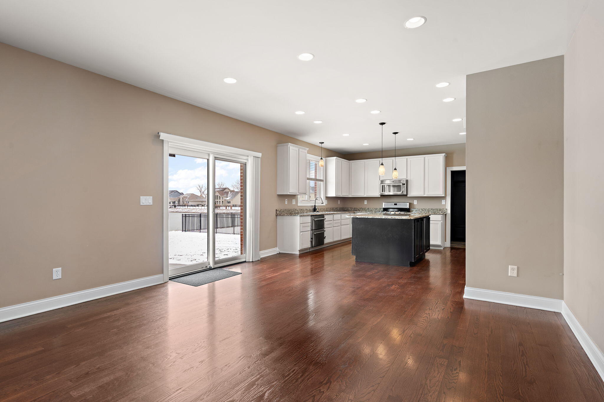 10057 New Devon Street