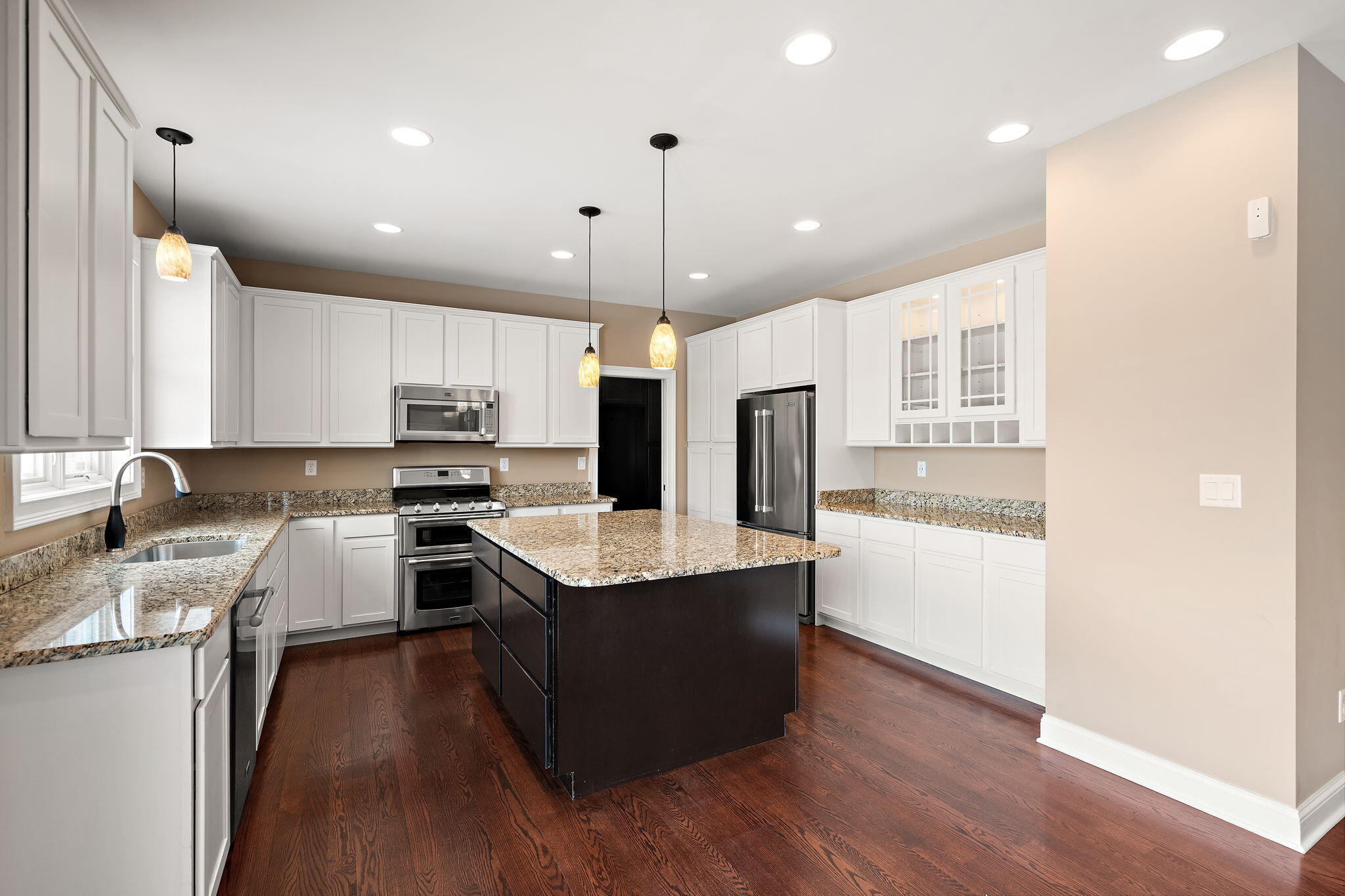 10057 New Devon Street