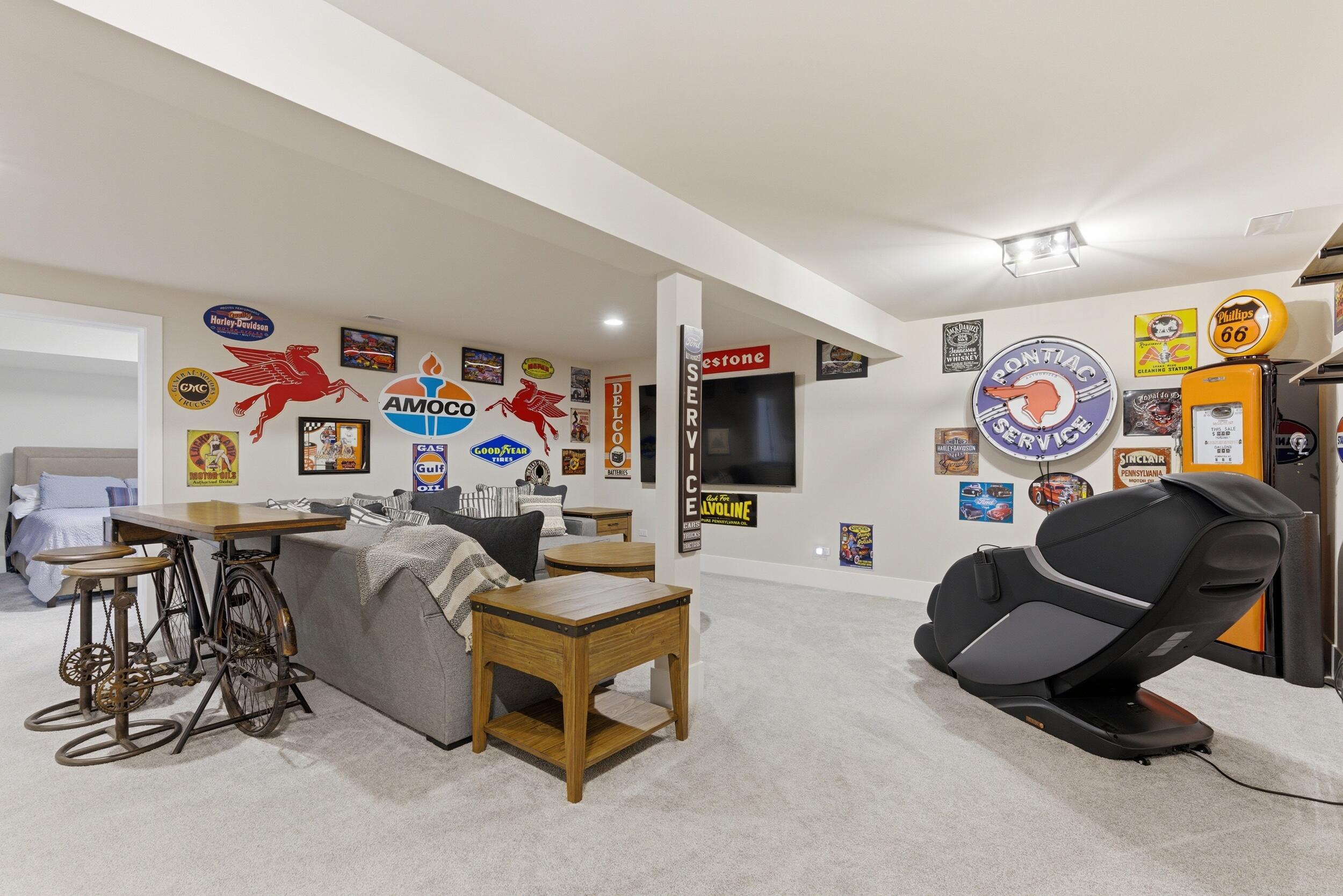 10870 Scarlet Oak