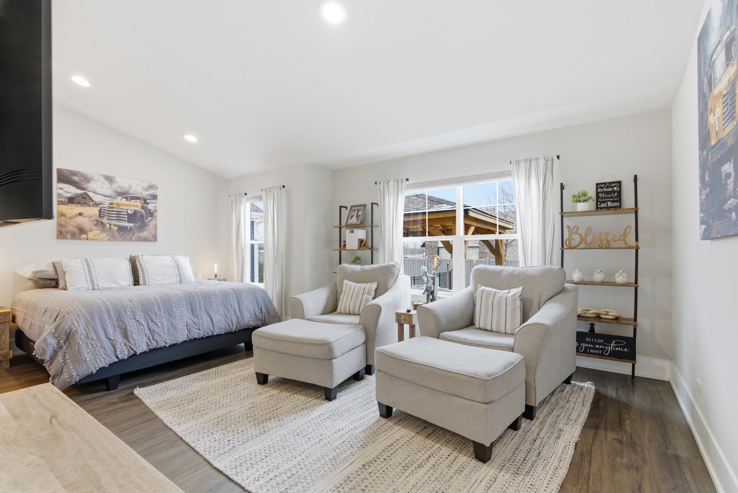 10870 Scarlet Oak