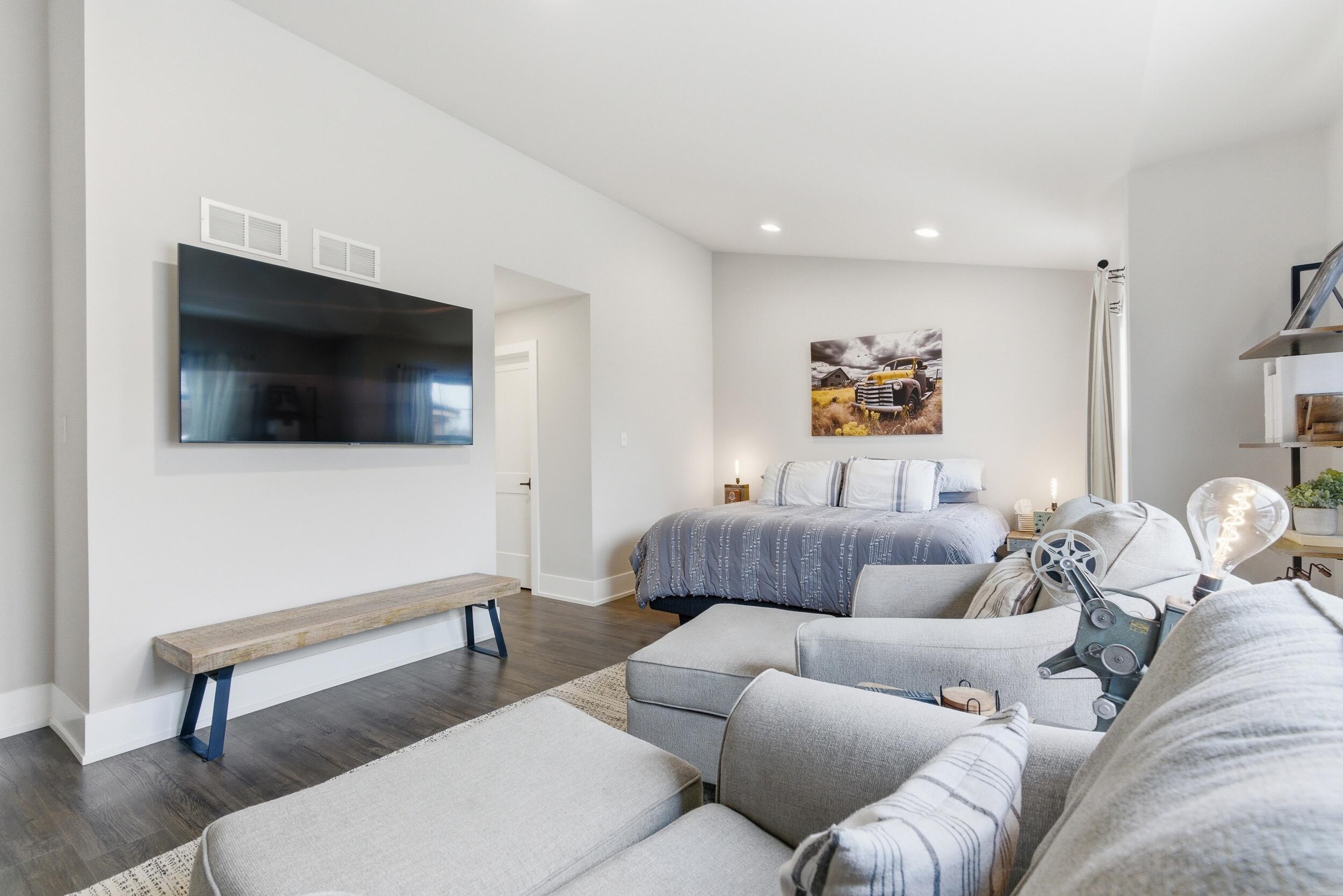 10870 Scarlet Oak