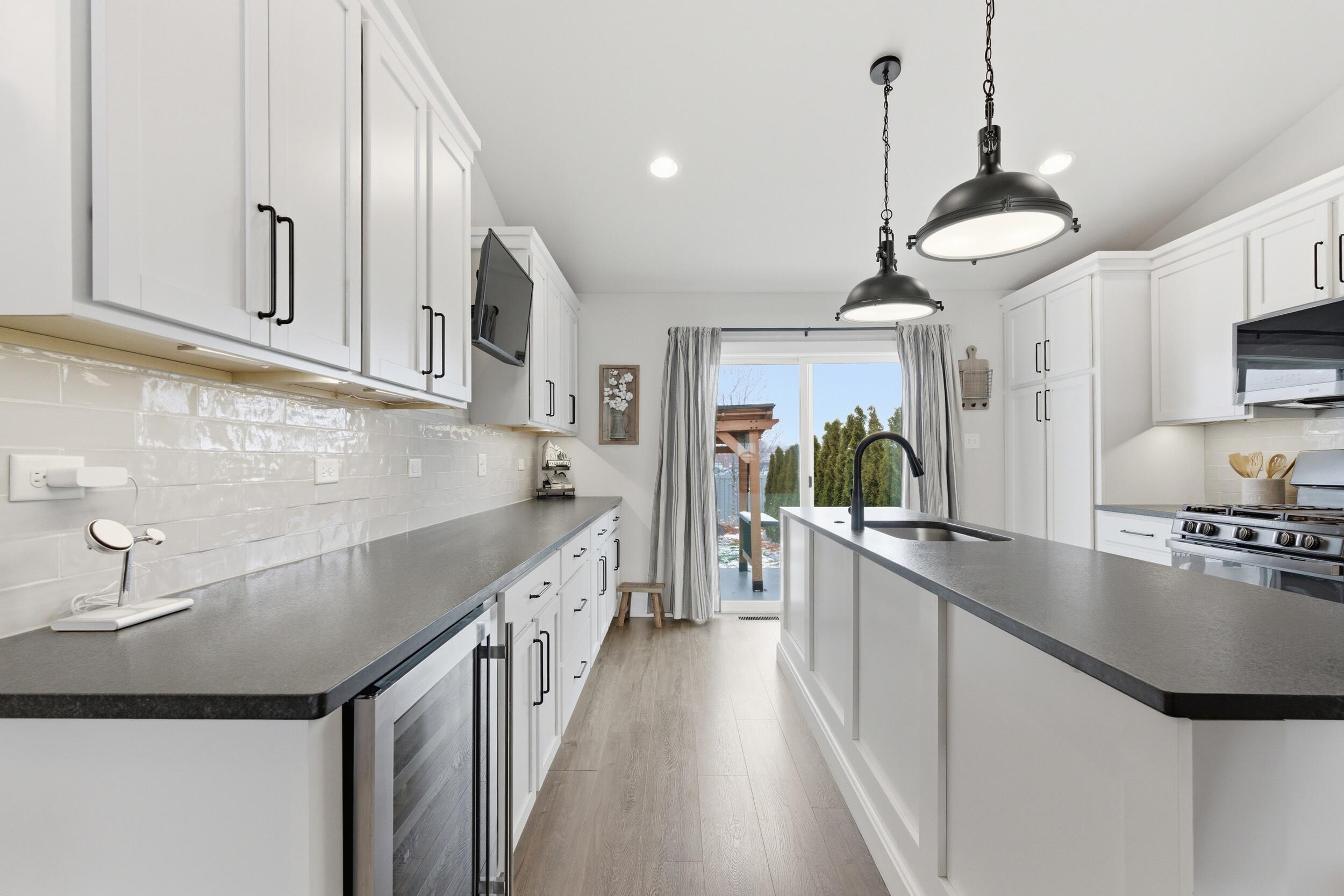 10870 Scarlet Oak