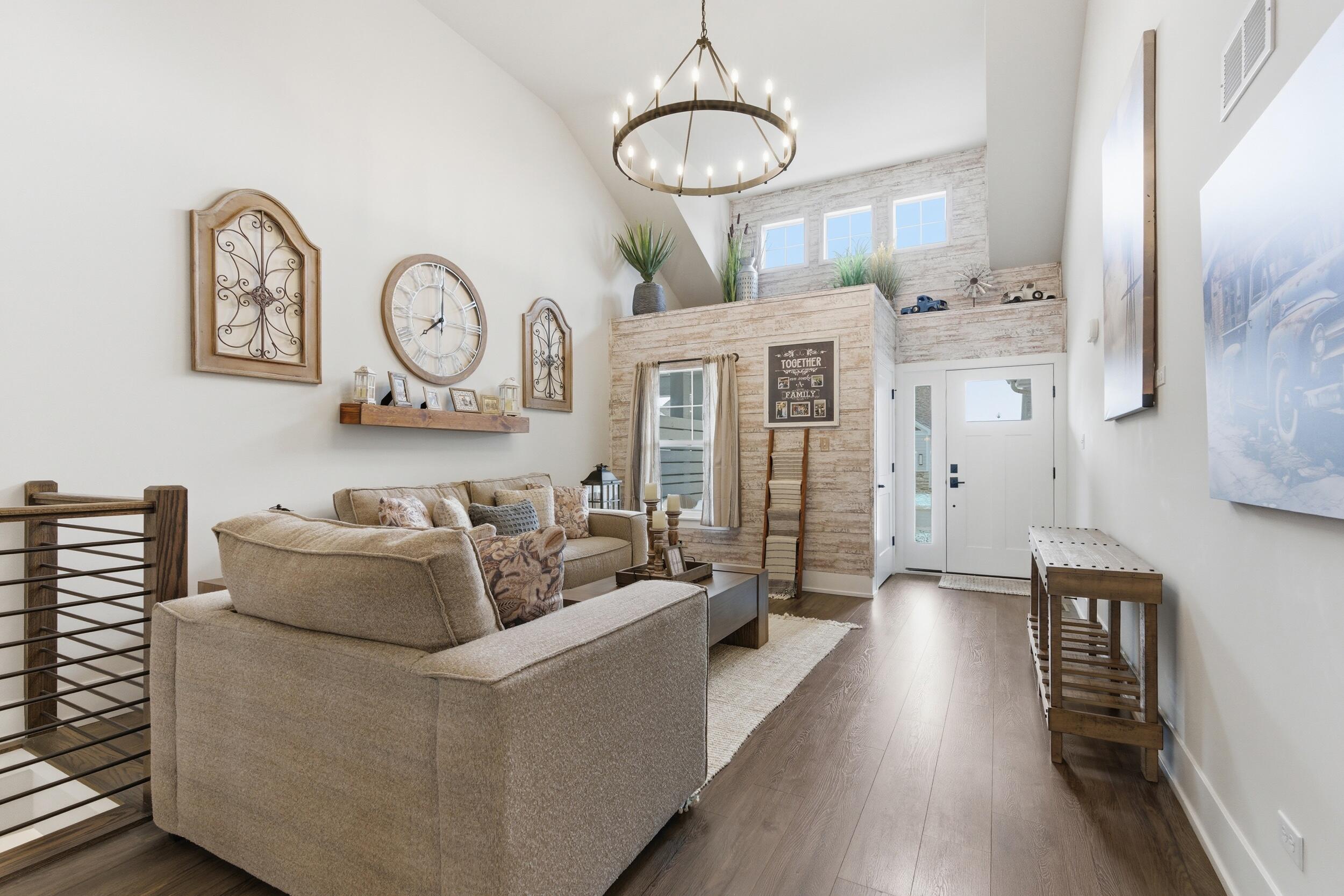 10870 Scarlet Oak