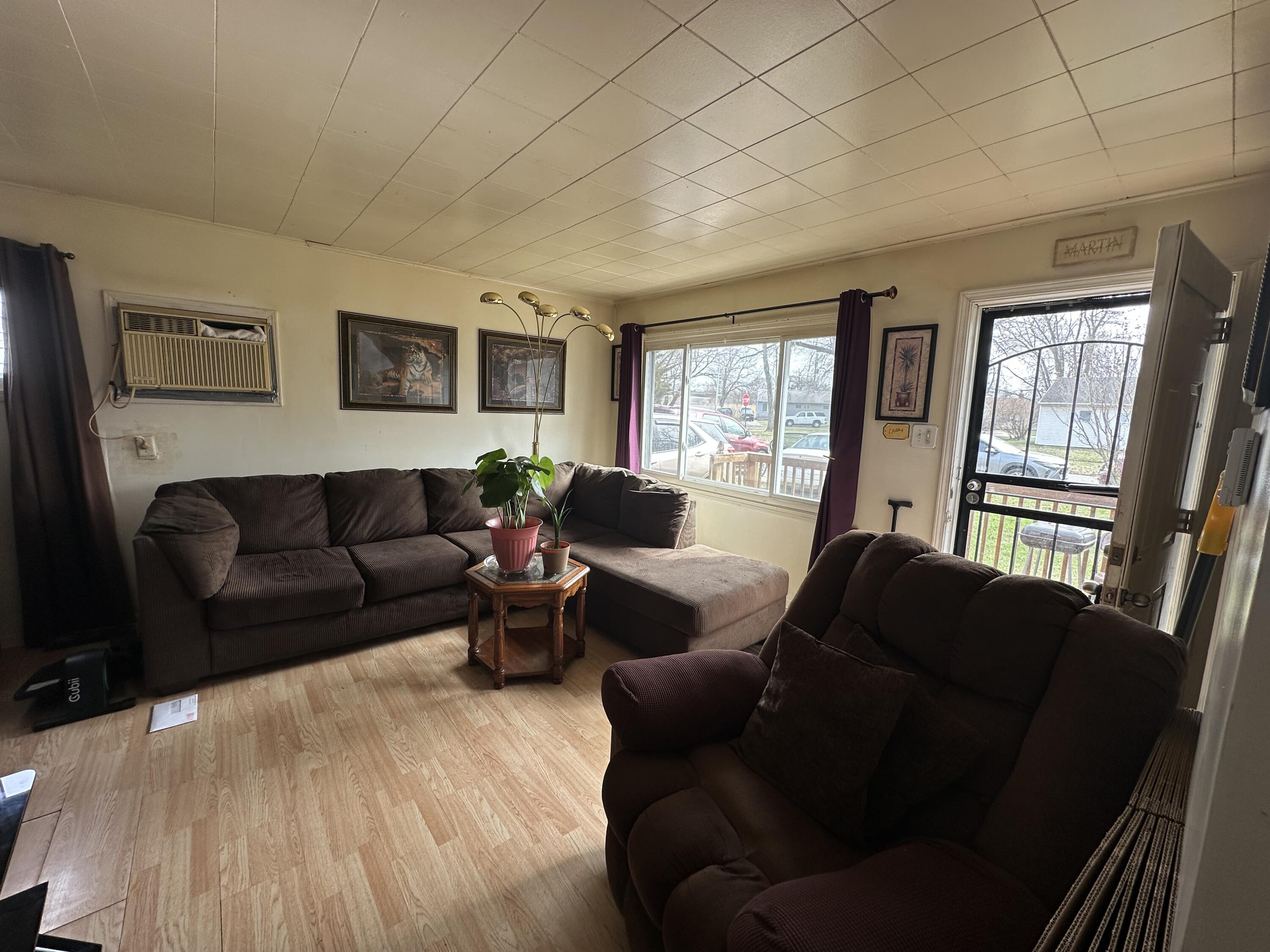 2928 Marshalltown Drive